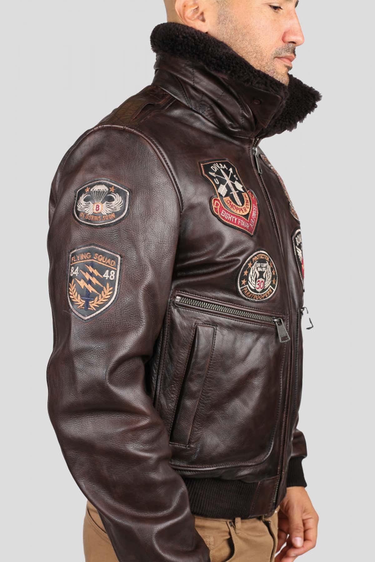 Fur collar jacket with pilot badges - Image n°2