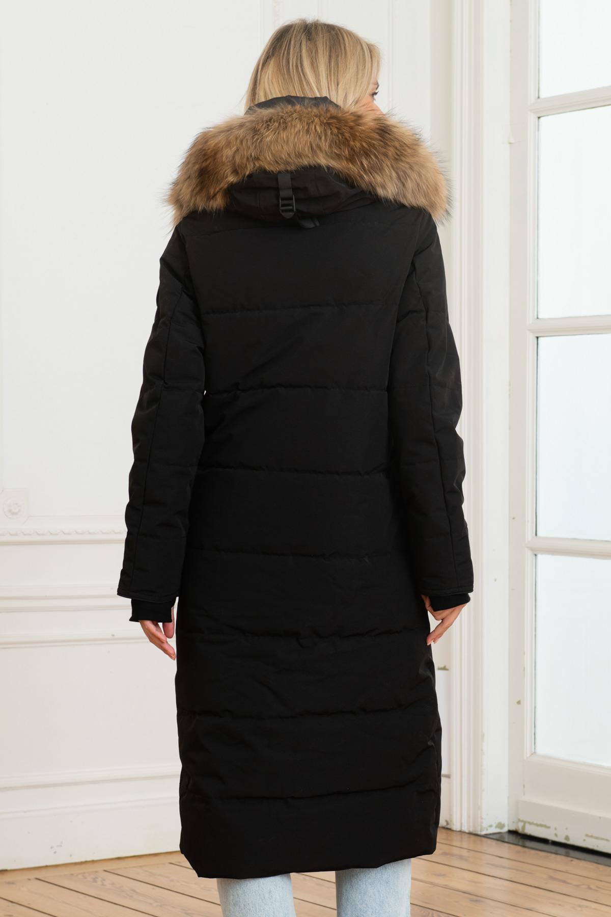 Extra-long padded women's down jacket - Image n°4