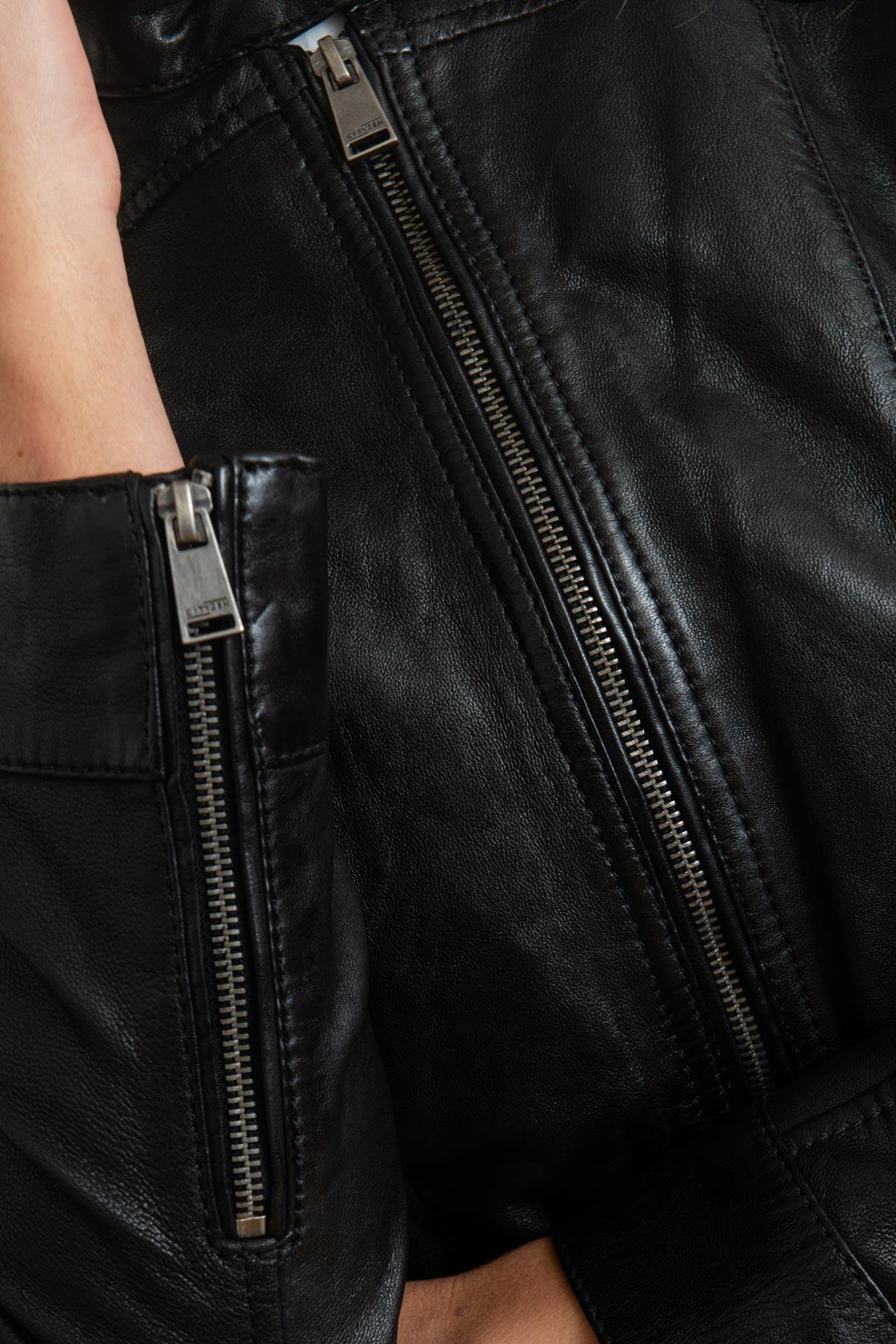 Women's black leather jacket - Image n°10