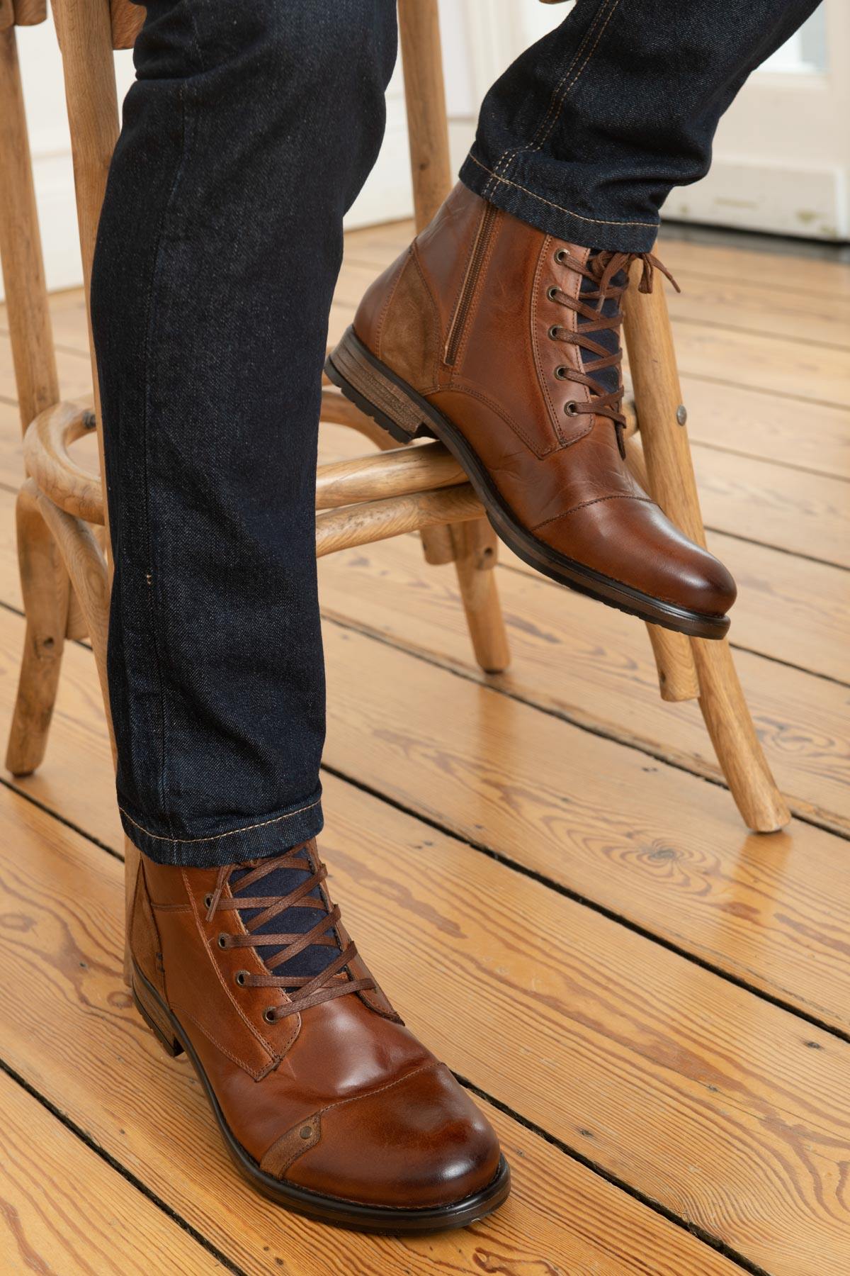 Men's navy cognac boots - Image n°1