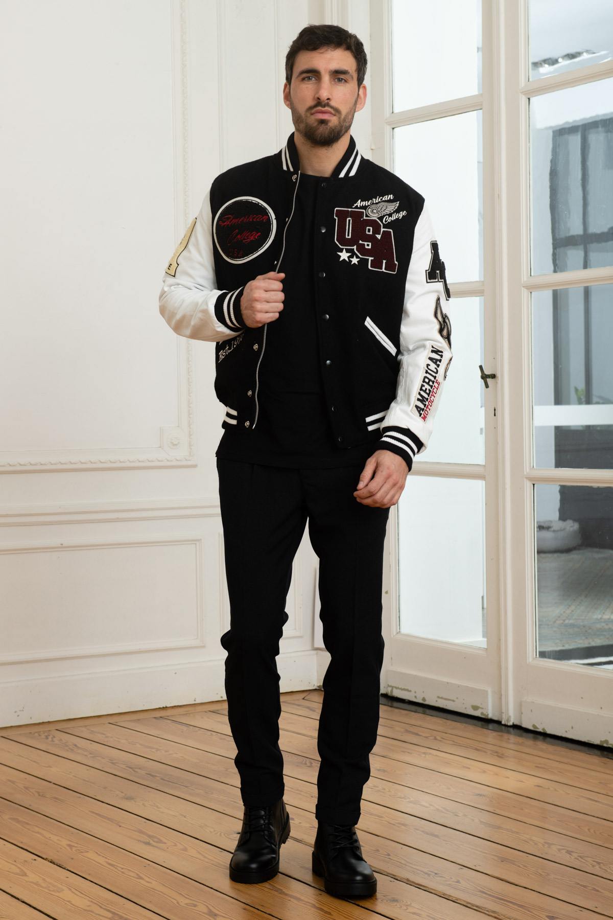 White and black American varsity jacket - Image n°2