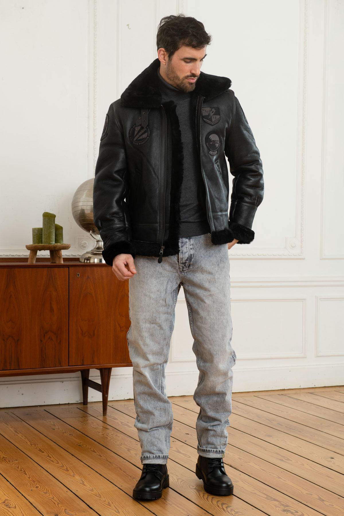 Black B3 bomber in black shearling - Image n°4