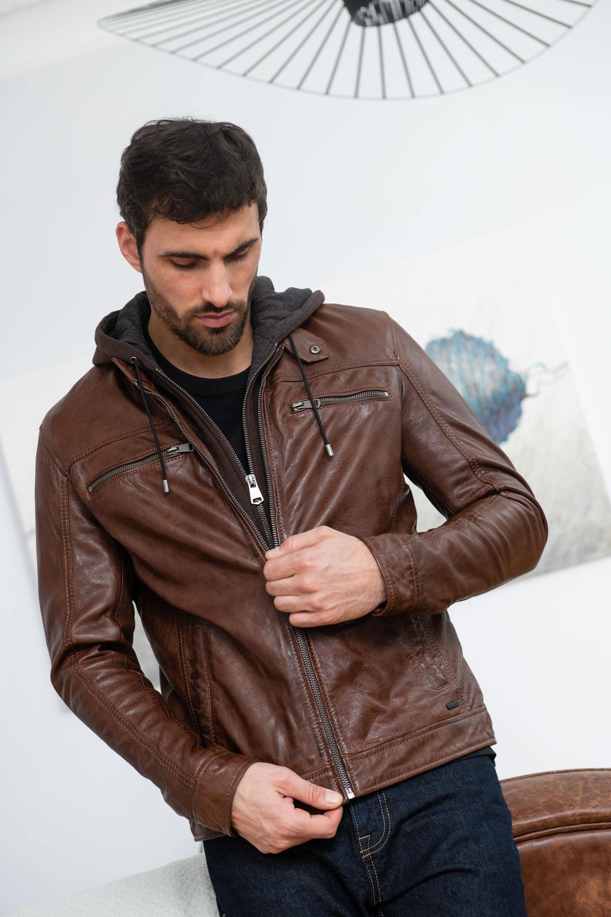 Brown leather jacket with hood - Image n°2