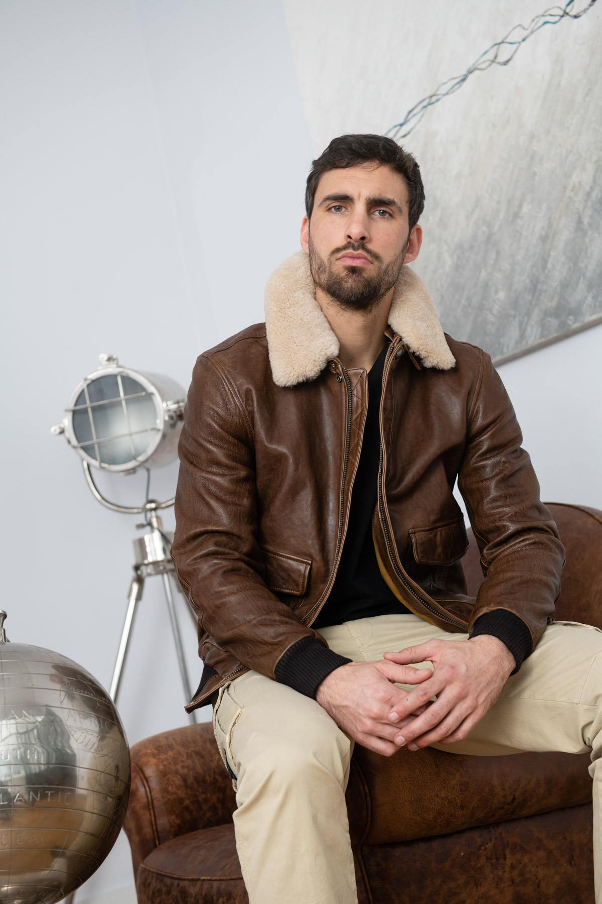 Men's brown sheepskin leather aviator - Image n°1