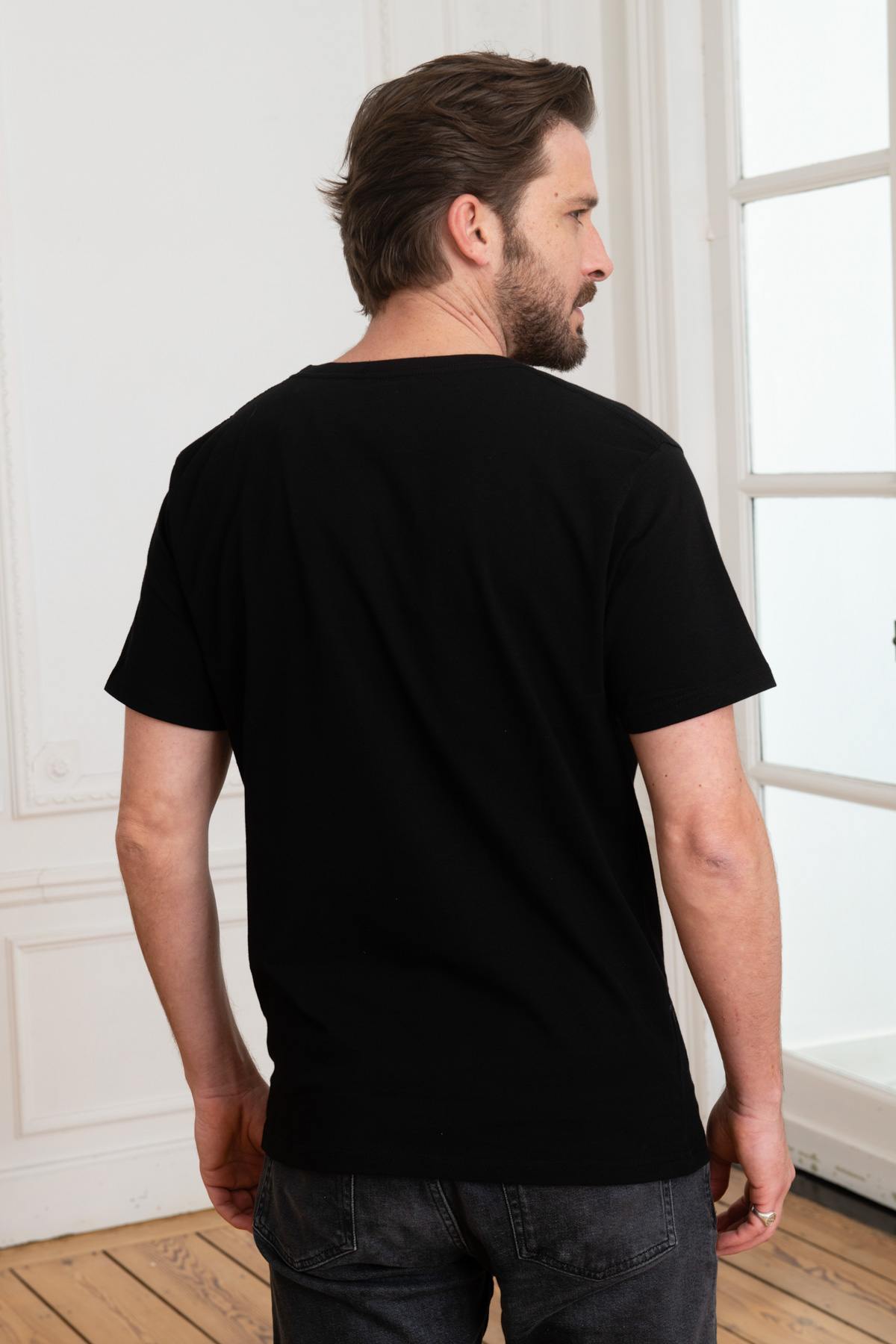  Black round neck T-shirt - Image n°3