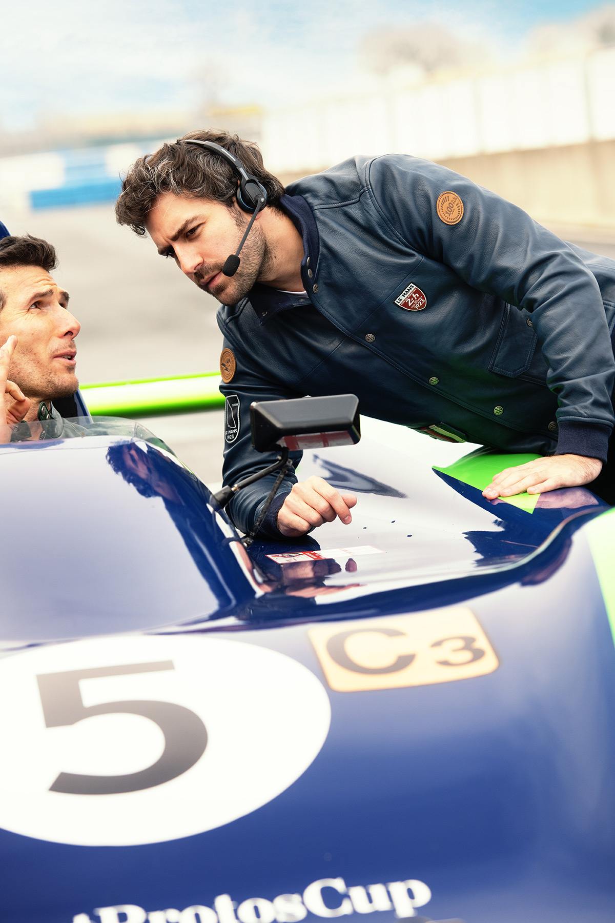 Le Mans 1923 blue leather jacket - Image n°1