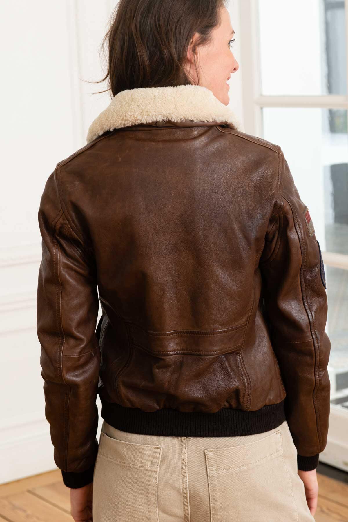 Cognac jacket with fur collar - Image n°6