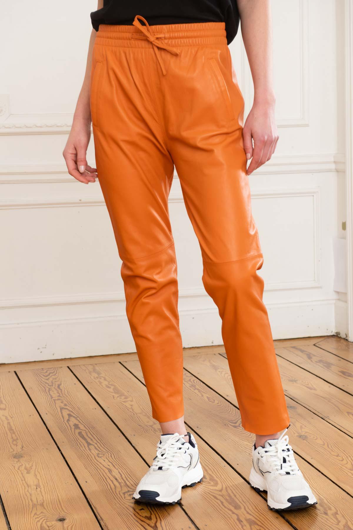 Women's orange leather pants - Image n°1