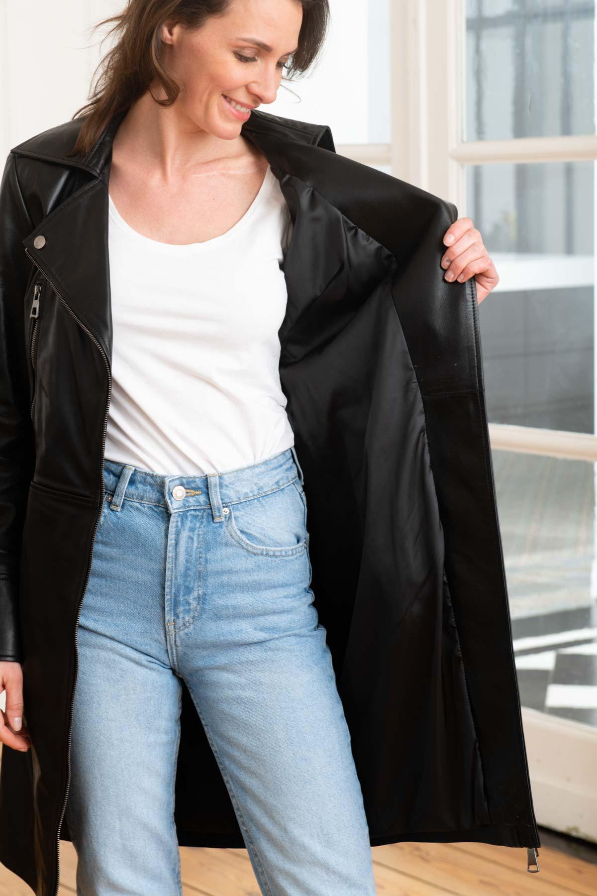 Women's black leather jacket with perfecto collar - Image n°3