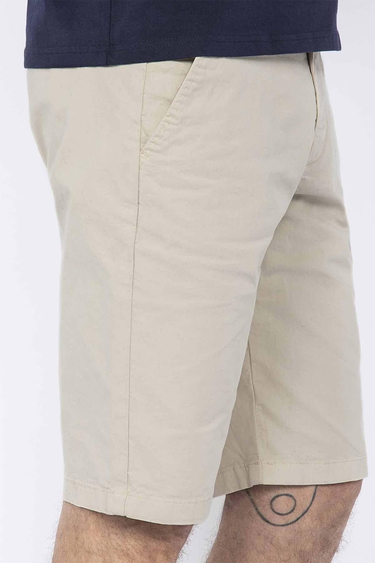 Men's beige chino shorts - Image n°3