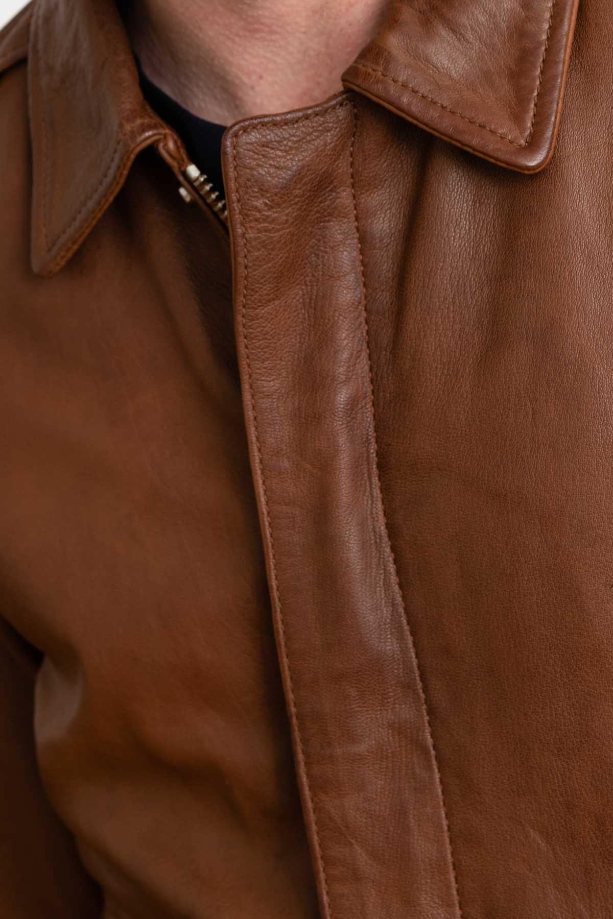 Vintage style leather jacket in cognac color - Image n°8