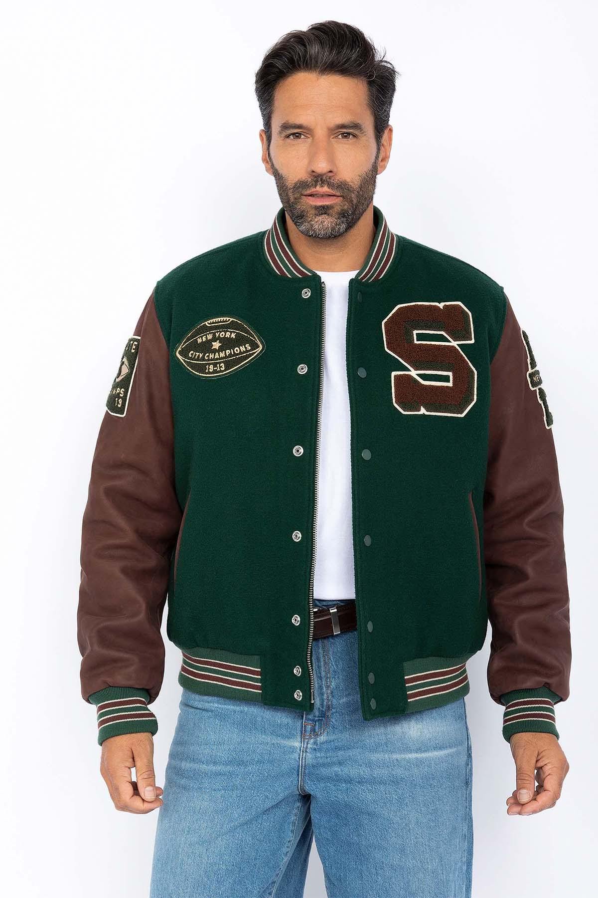 Varsity jacket in burgundy leather and green wool - Image n°3