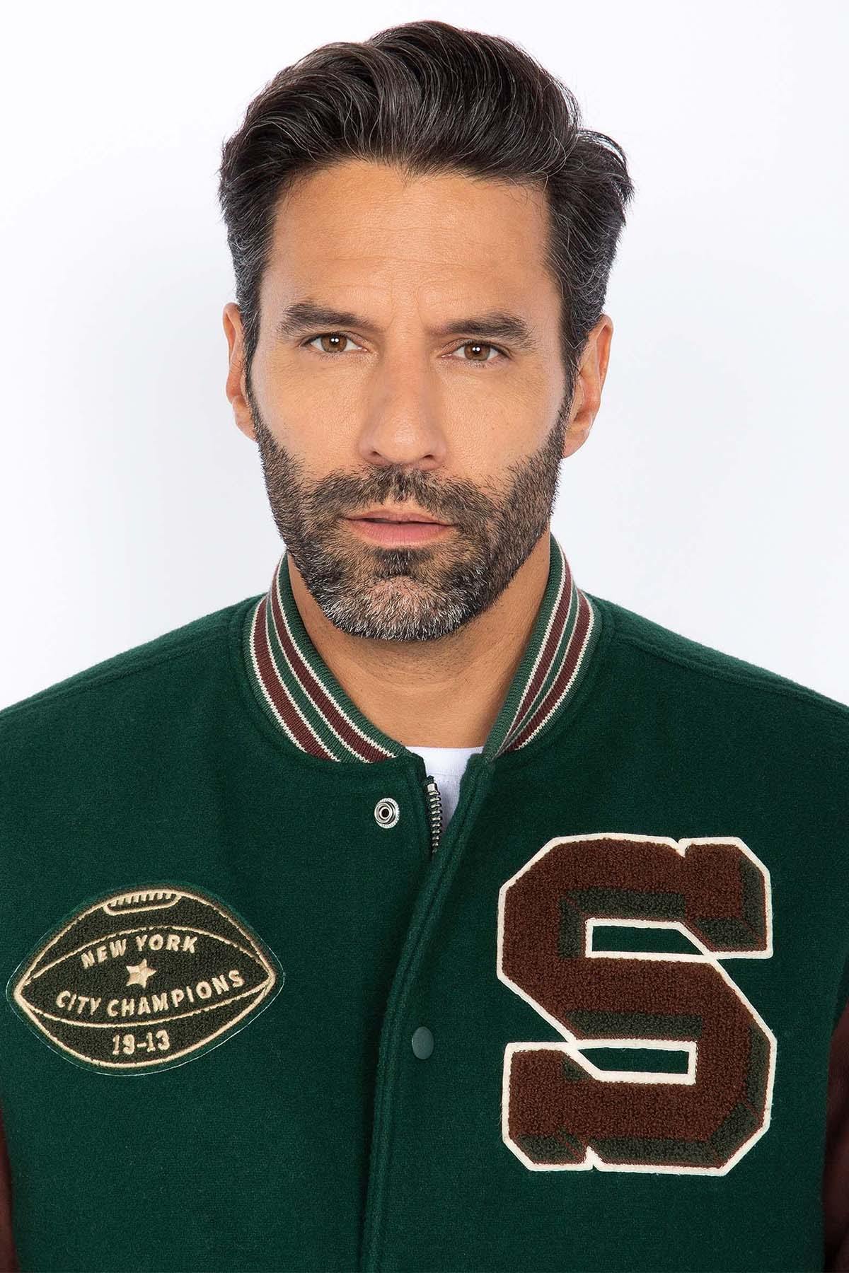 Varsity jacket in burgundy leather and green wool - Image n°5