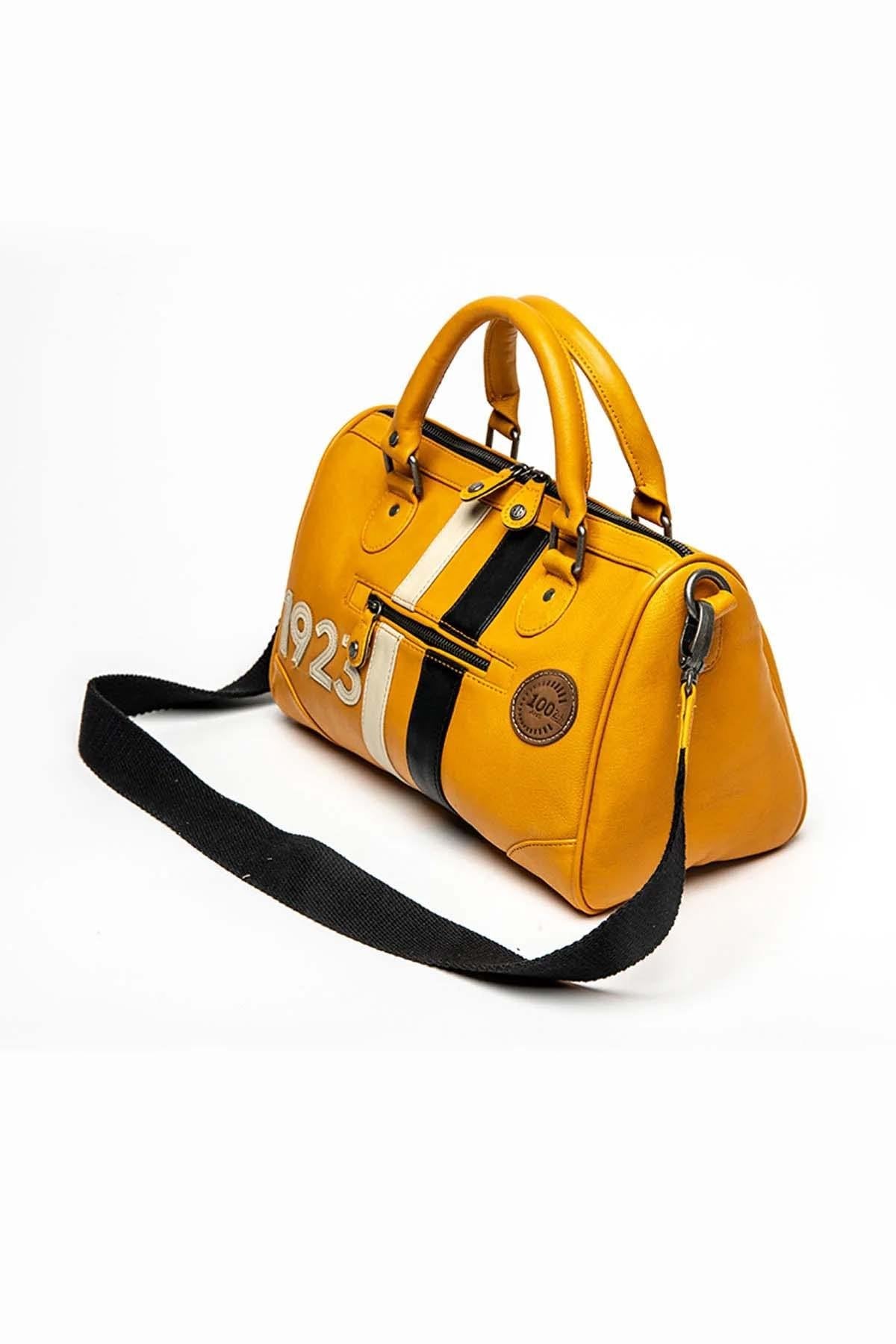 Yellow leather bowling bag for the 100th anniversary of Le Mans - Image n°3