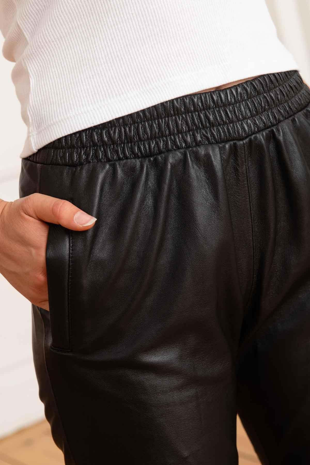 Women's black leather pants - Image n°3