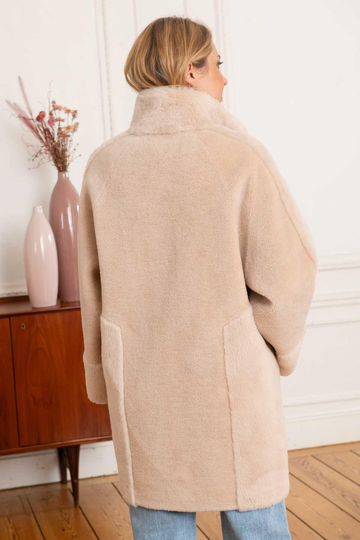 Women's long reversible coffee-colored jacket - Image n°5