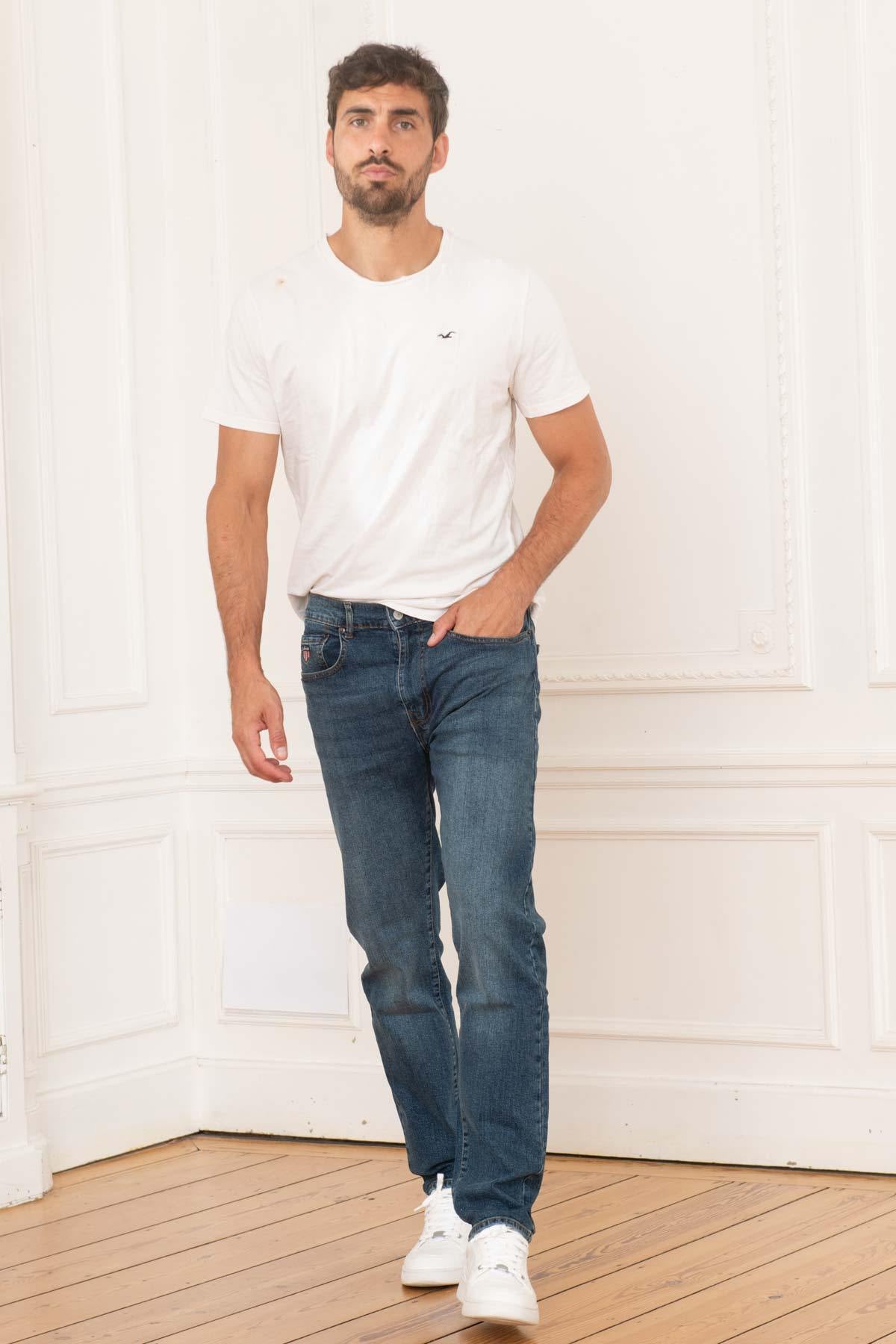 Blue jeans for men with logo in the pocket - Image n°4