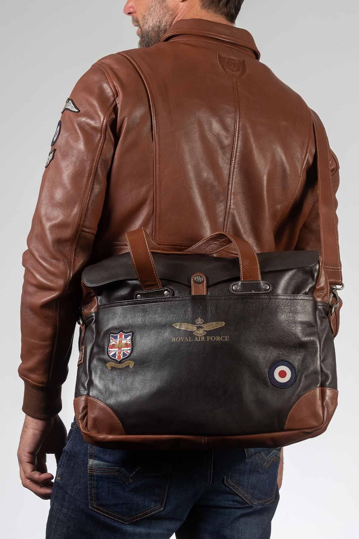 Dark brown leather aviator-style shoulder bag - Image n°1