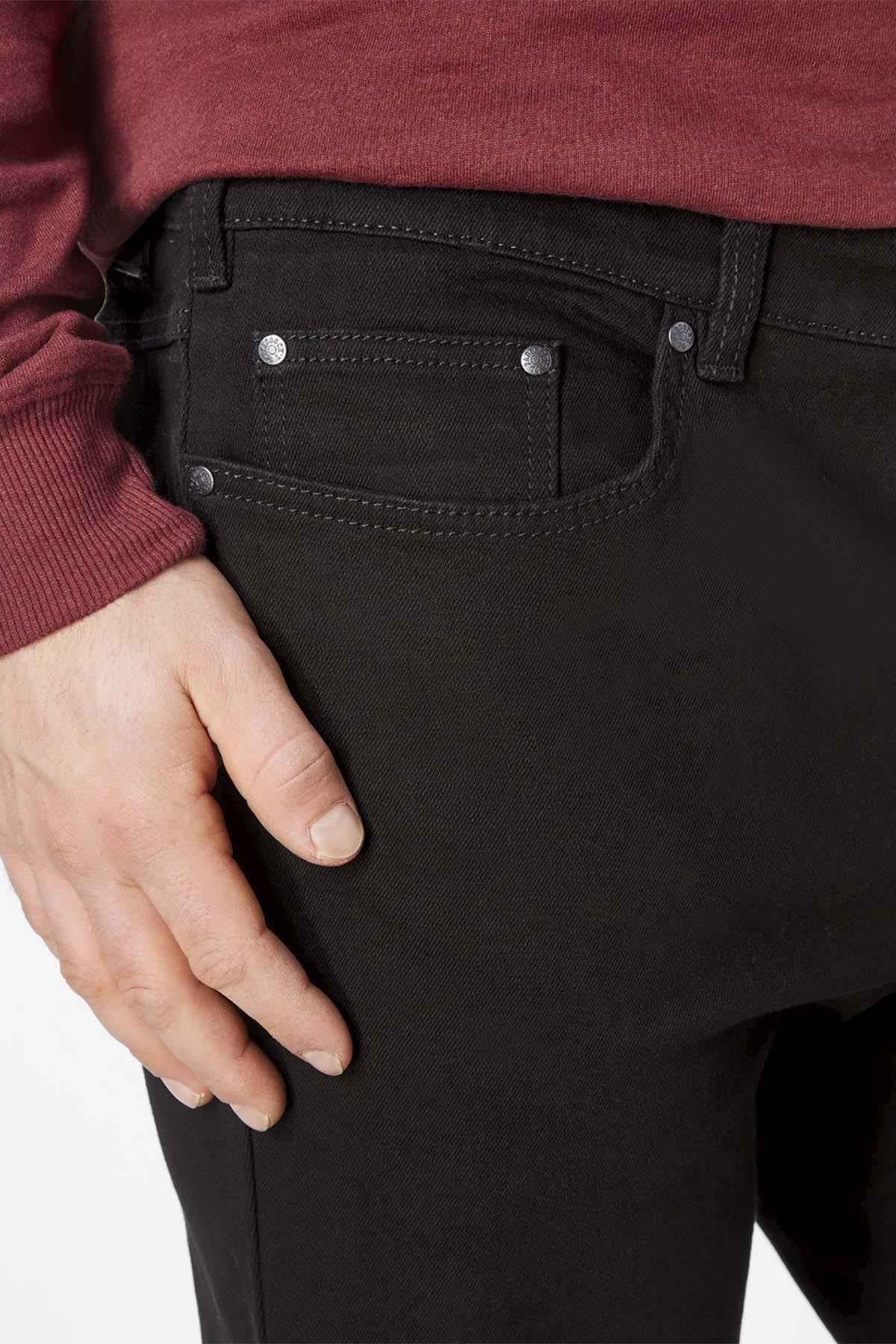 Classic black jeans for men - Image n°3