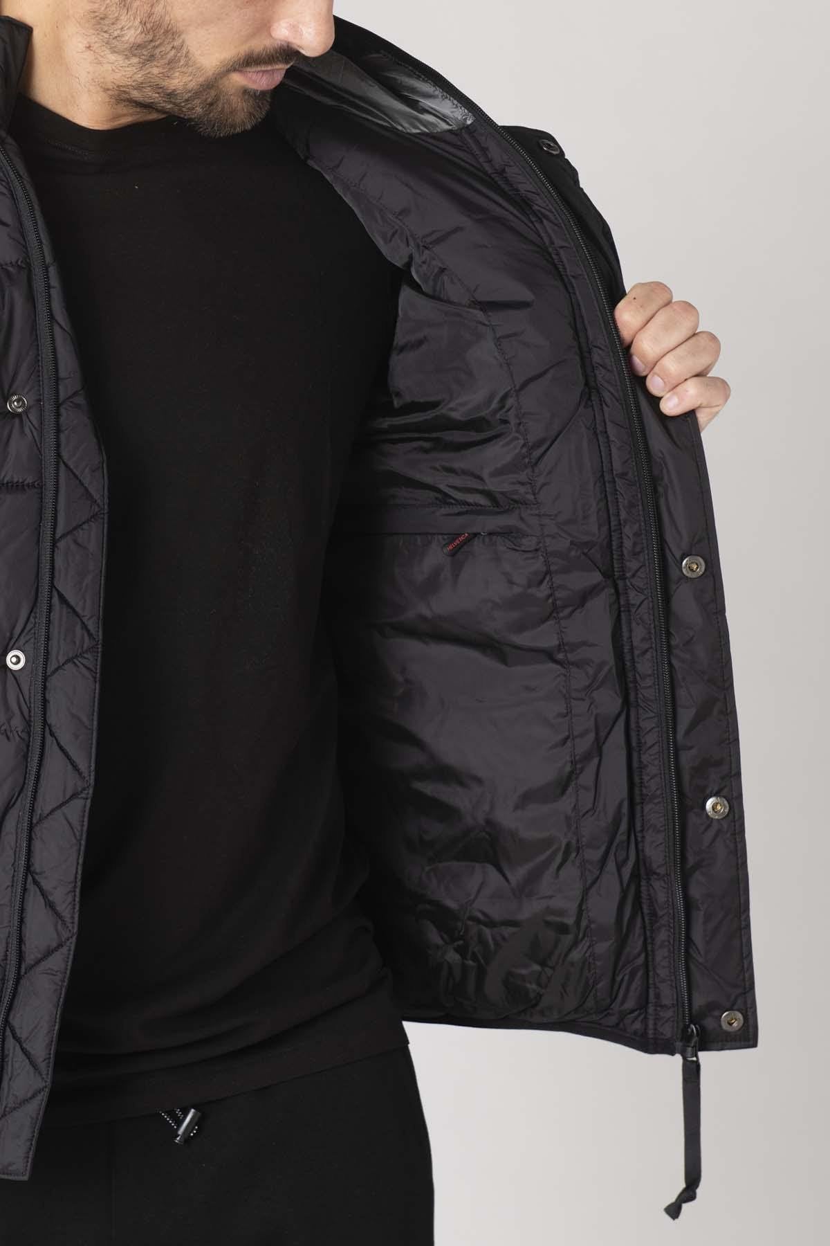 Black sleeveless down jacket with integrated mask - Image n°5