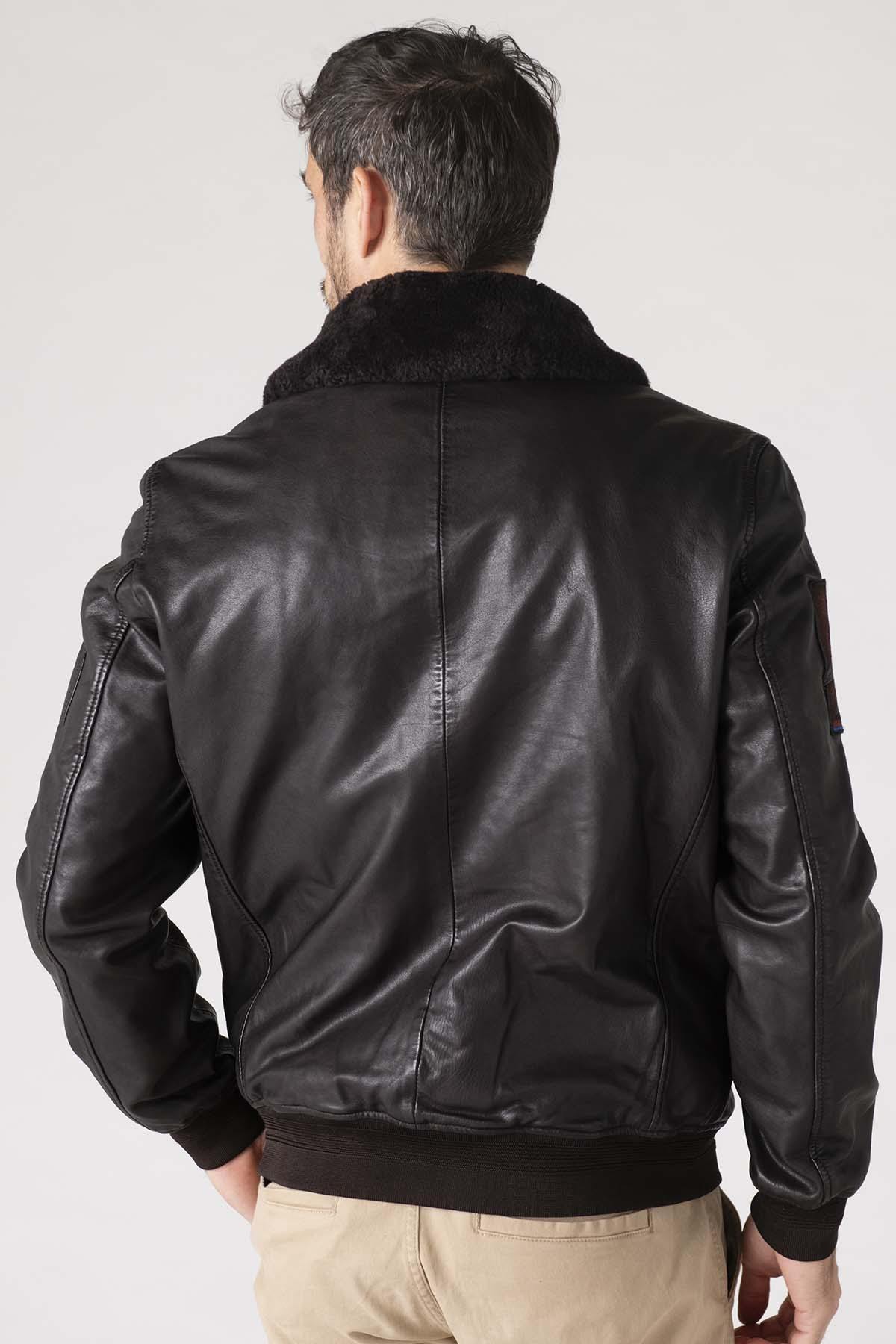 Men's dark brown leather bomber jacket - Image n°9