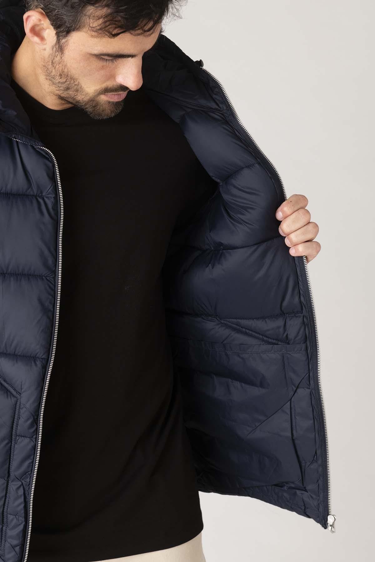 Navy blue recycled nylon down jacket - Image n°5