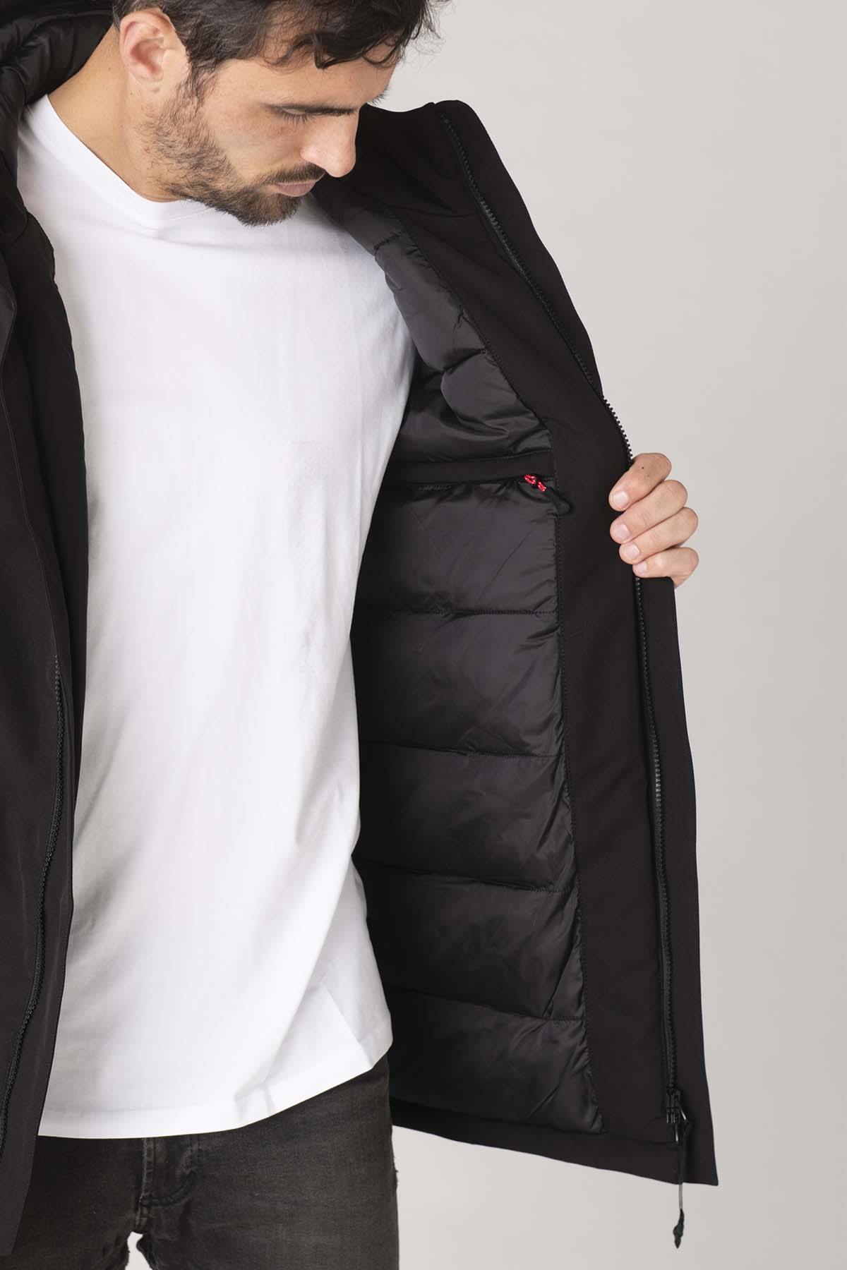 Black hooded parka - Image n°7