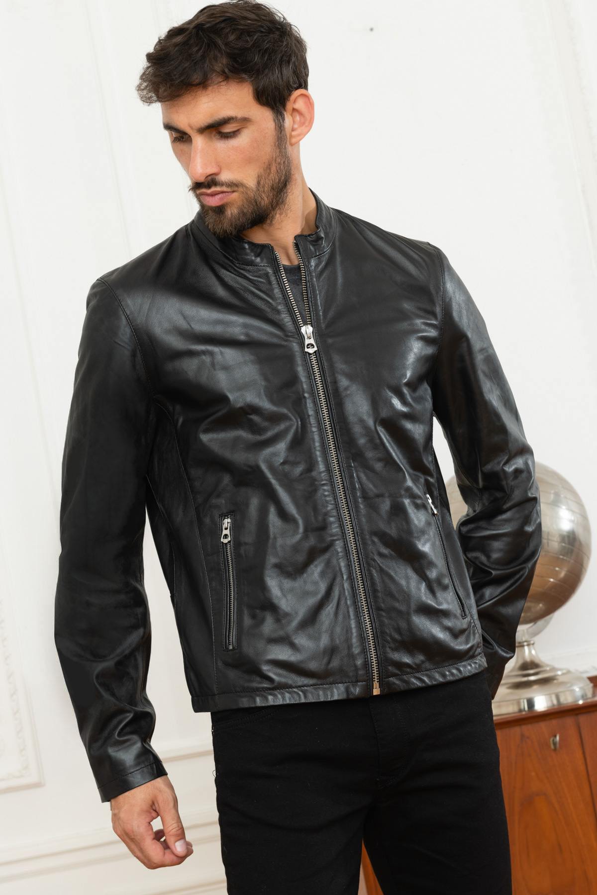 Round collar jacket in black genuine leather - Image n°8