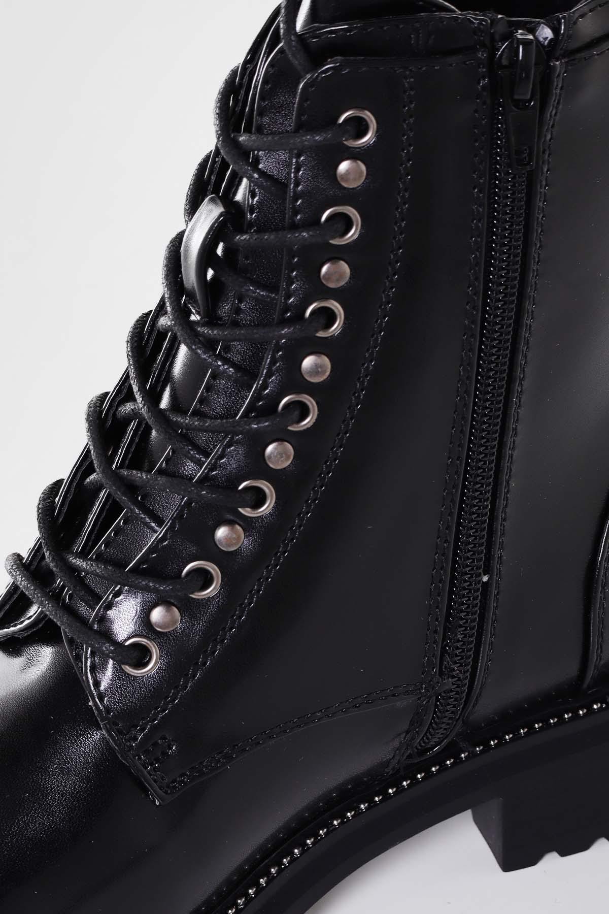 Black lace-up boots for women - Image n°3