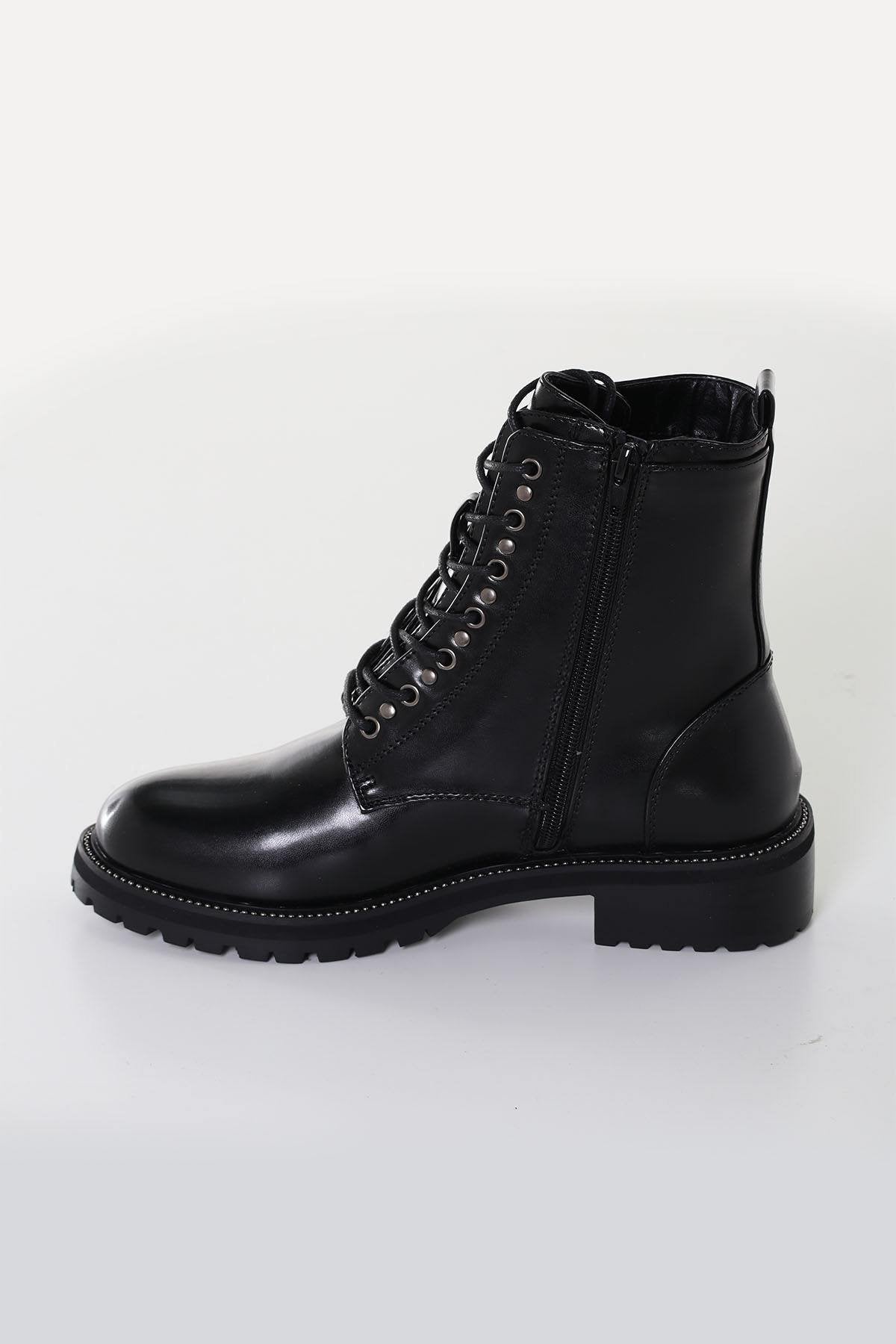 Black lace-up boots for women - Image n°5