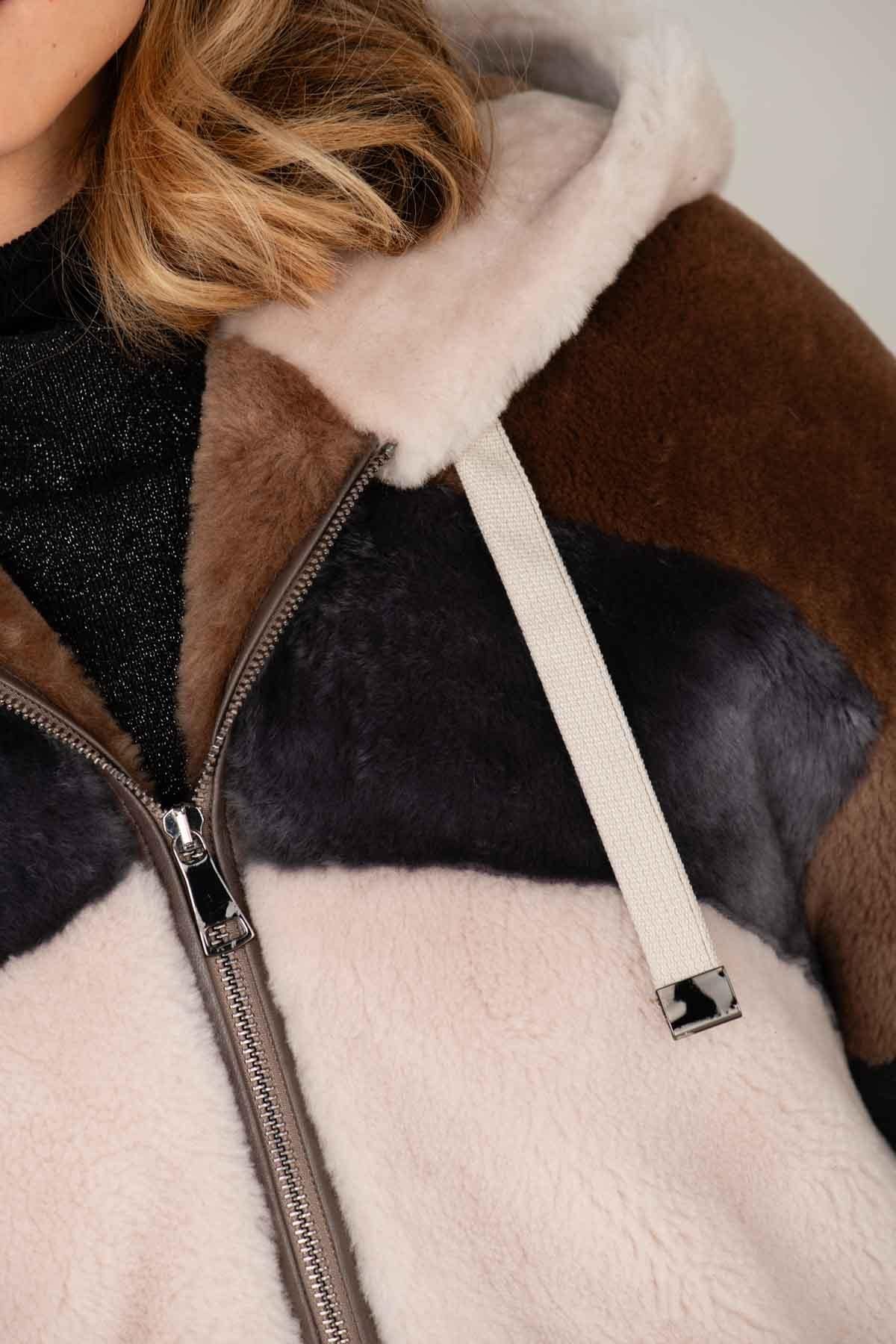 Women's oversized multicolor merino fur jacket - Image n°3