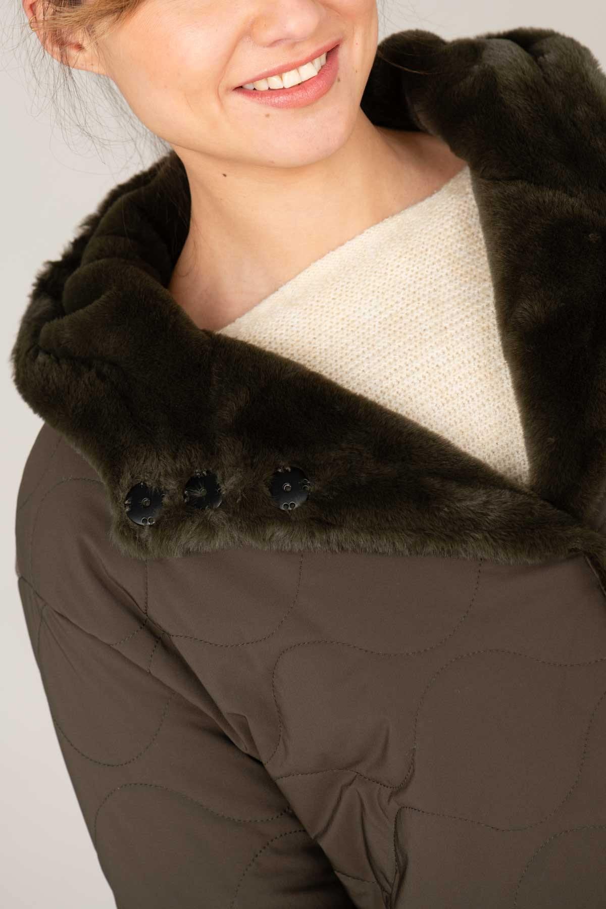 Long reversible khaki coat for women - Image n°10