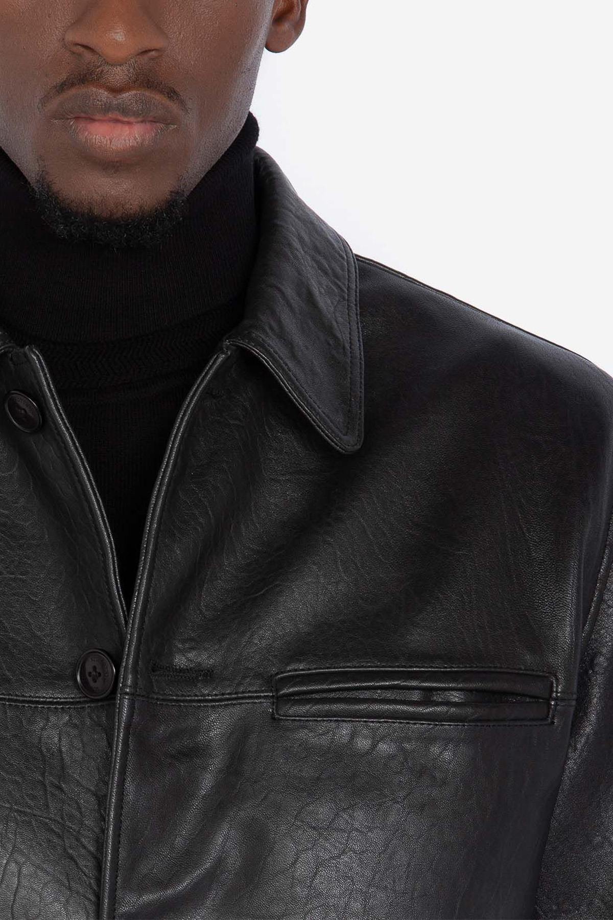 Black buttoned leather jacket with shirt collar - Image n°3