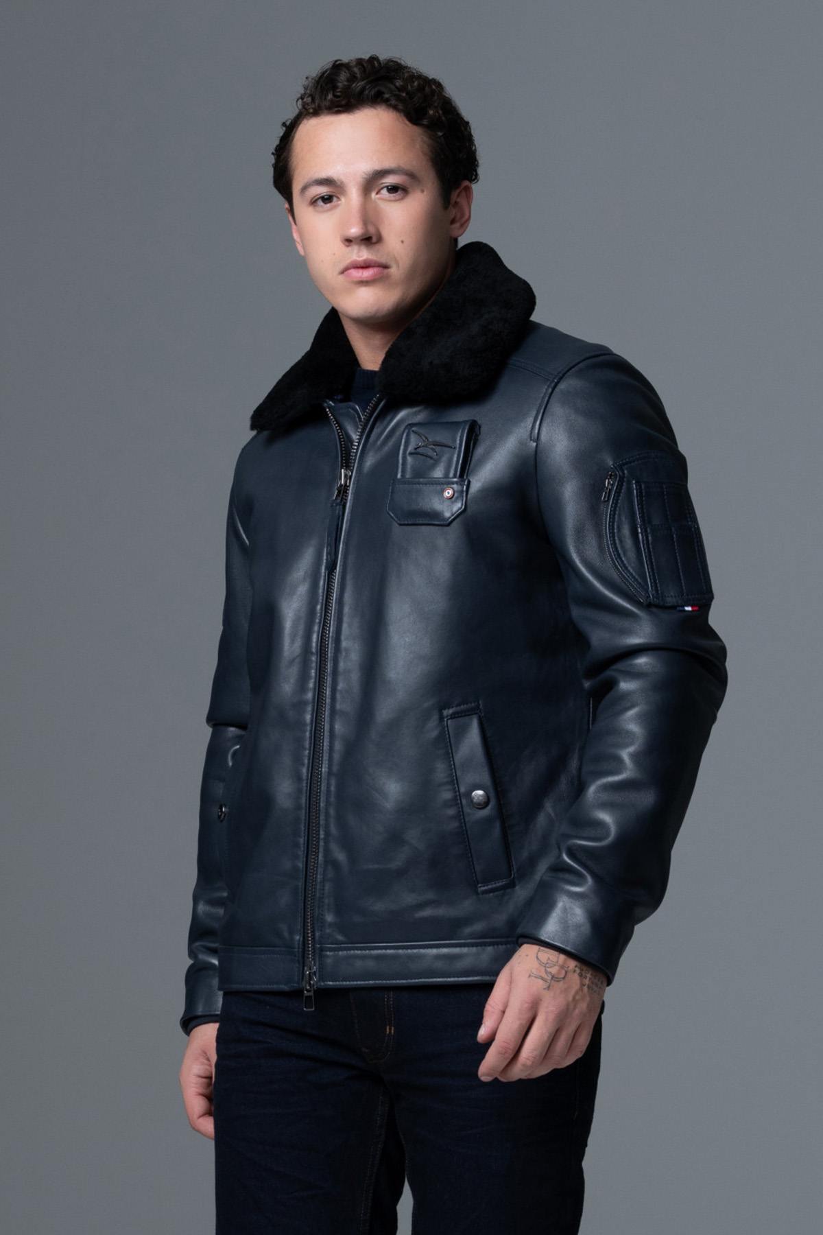 Air Force and Space Force collector's navy blue leather jacket - Image n°11