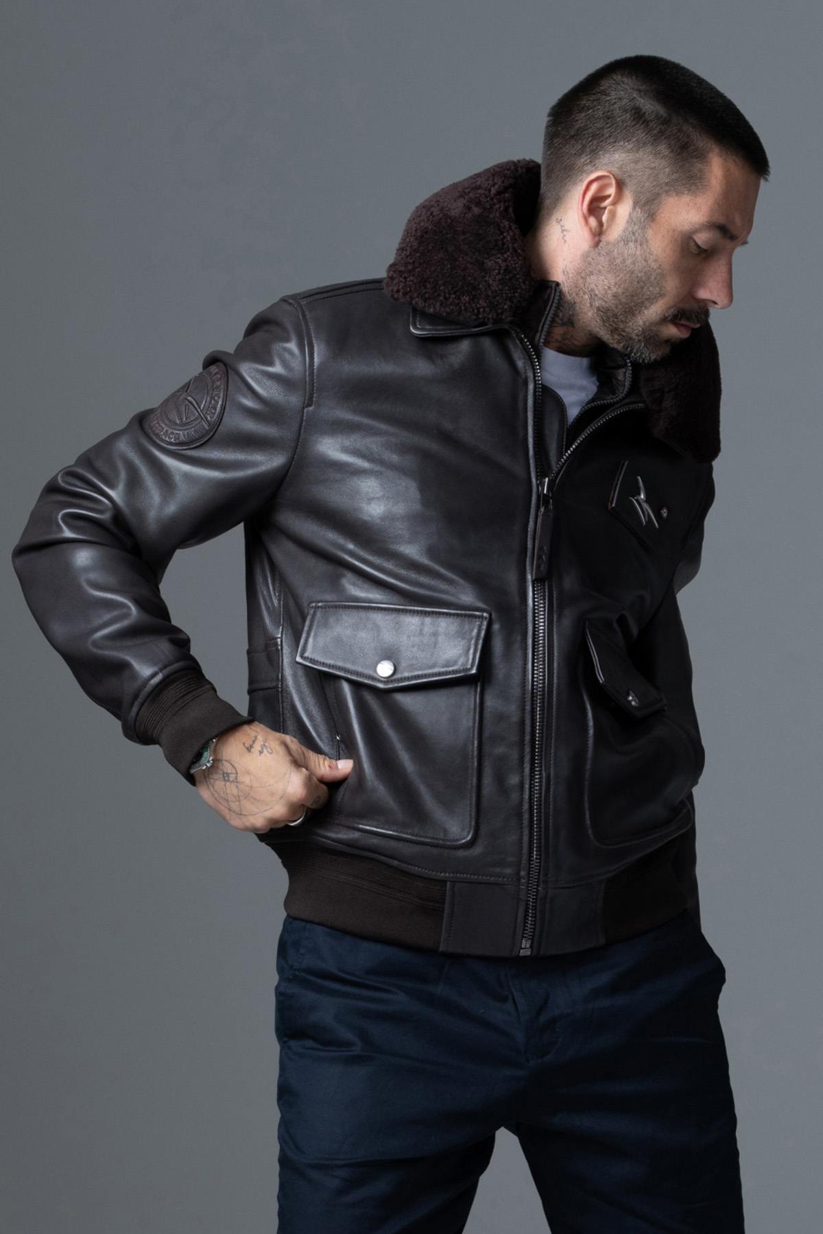 Collector's brown leather jacket with premium finishes - Image n°10