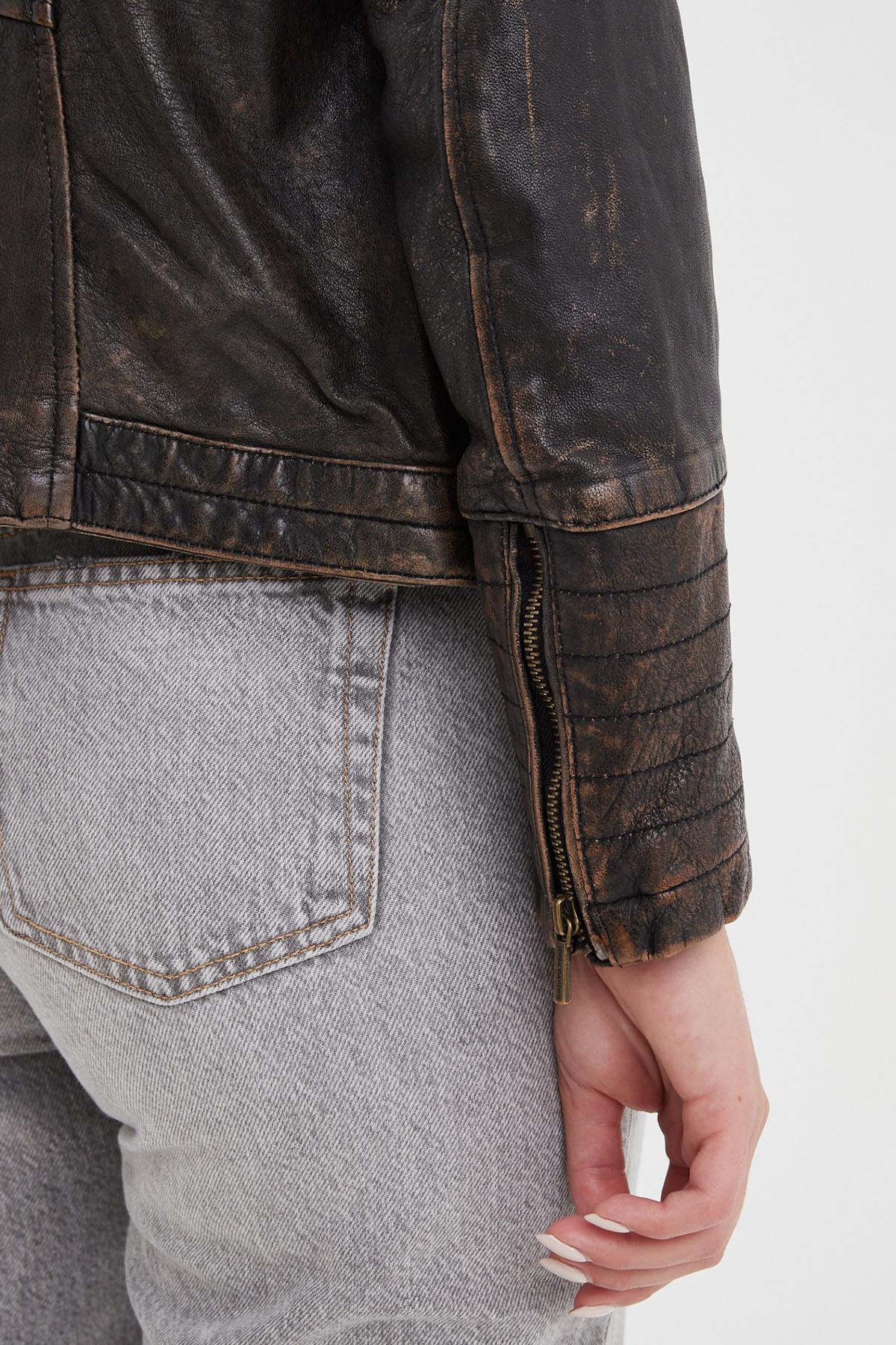 Distressed leather jacket for women - Image n°10