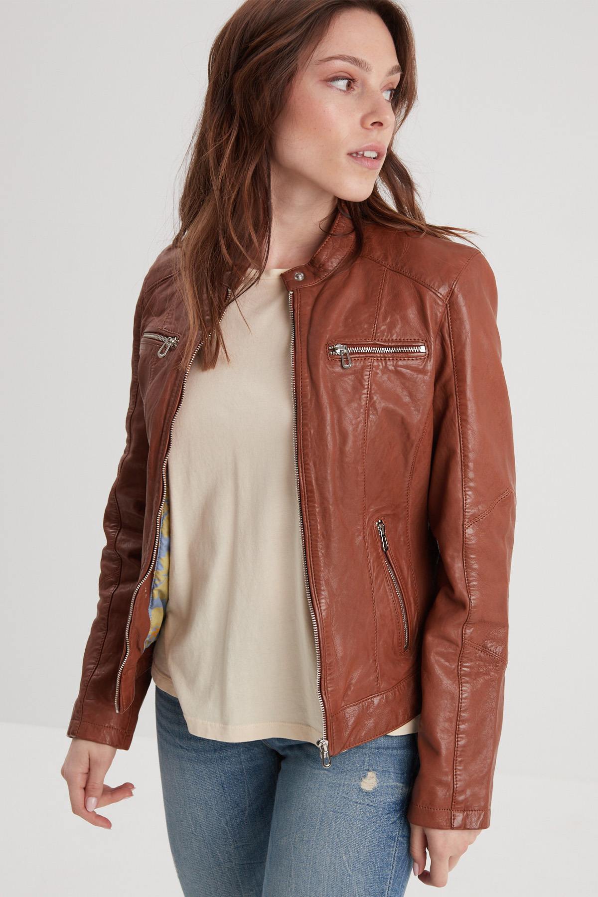 Cognac leather jacket with biker collar for women - Image n°3