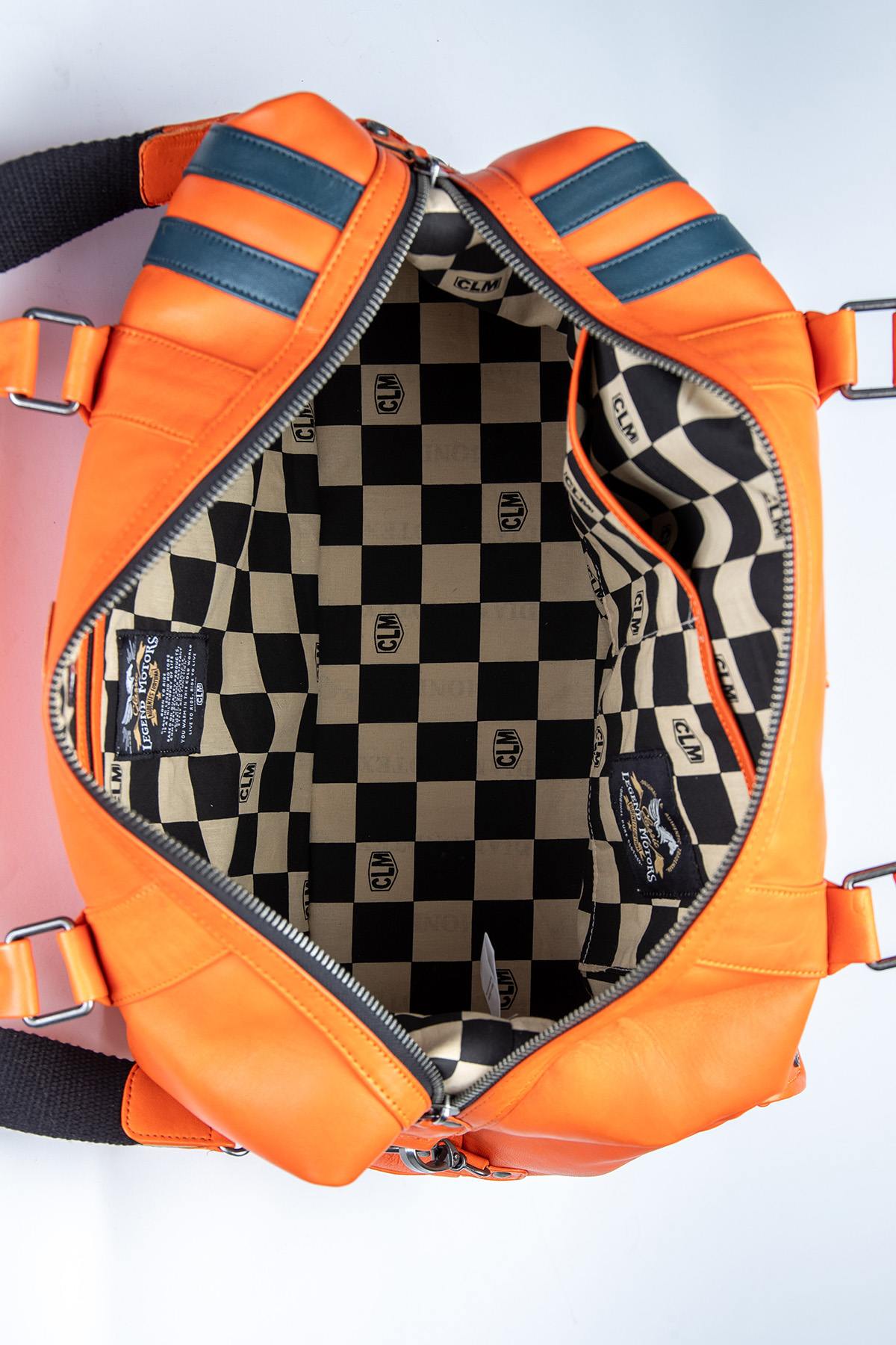 Racing-style orange leather travel bag - Image n°5