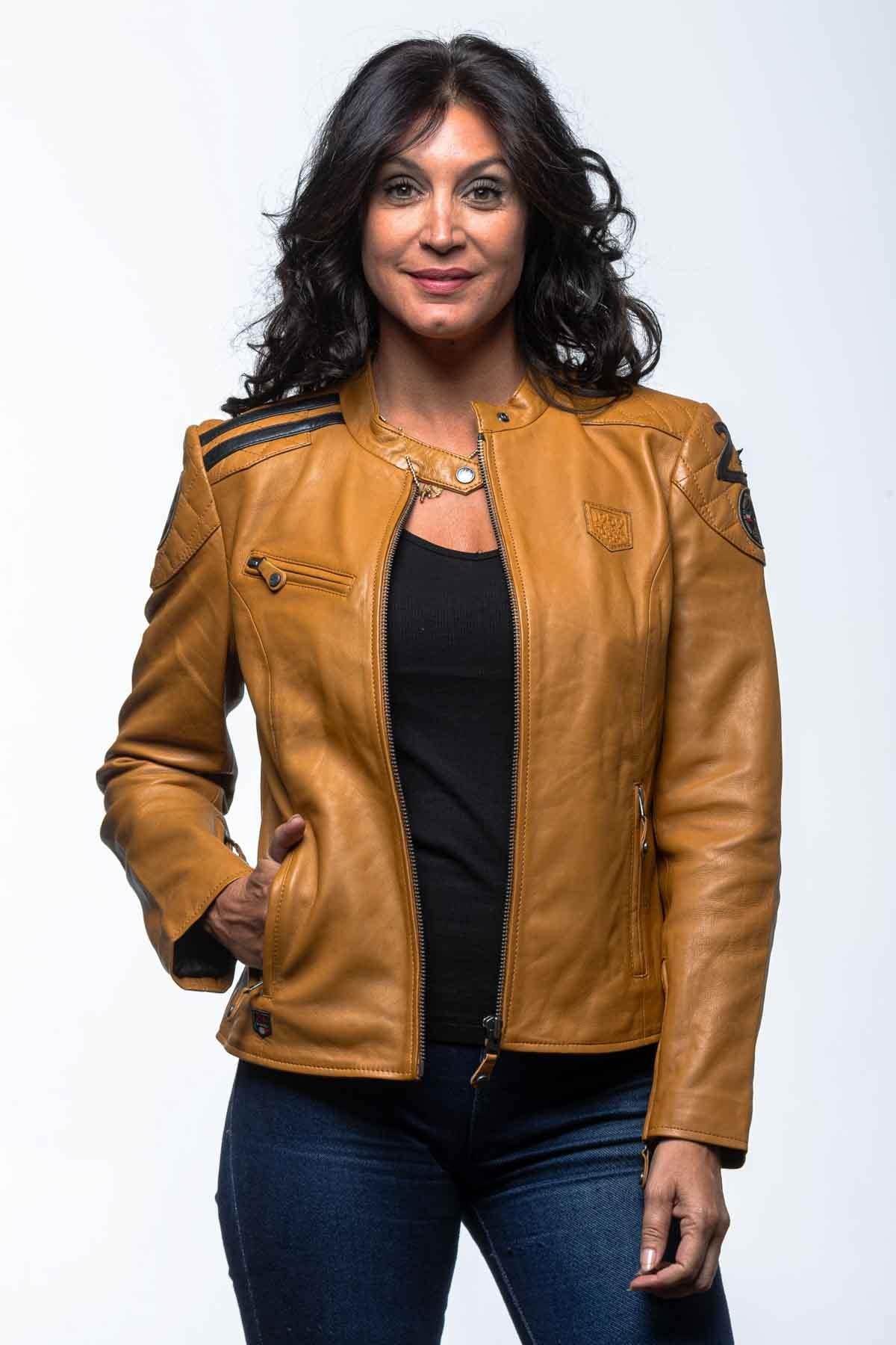 Yellow leather racing jacket for women - Image n°4