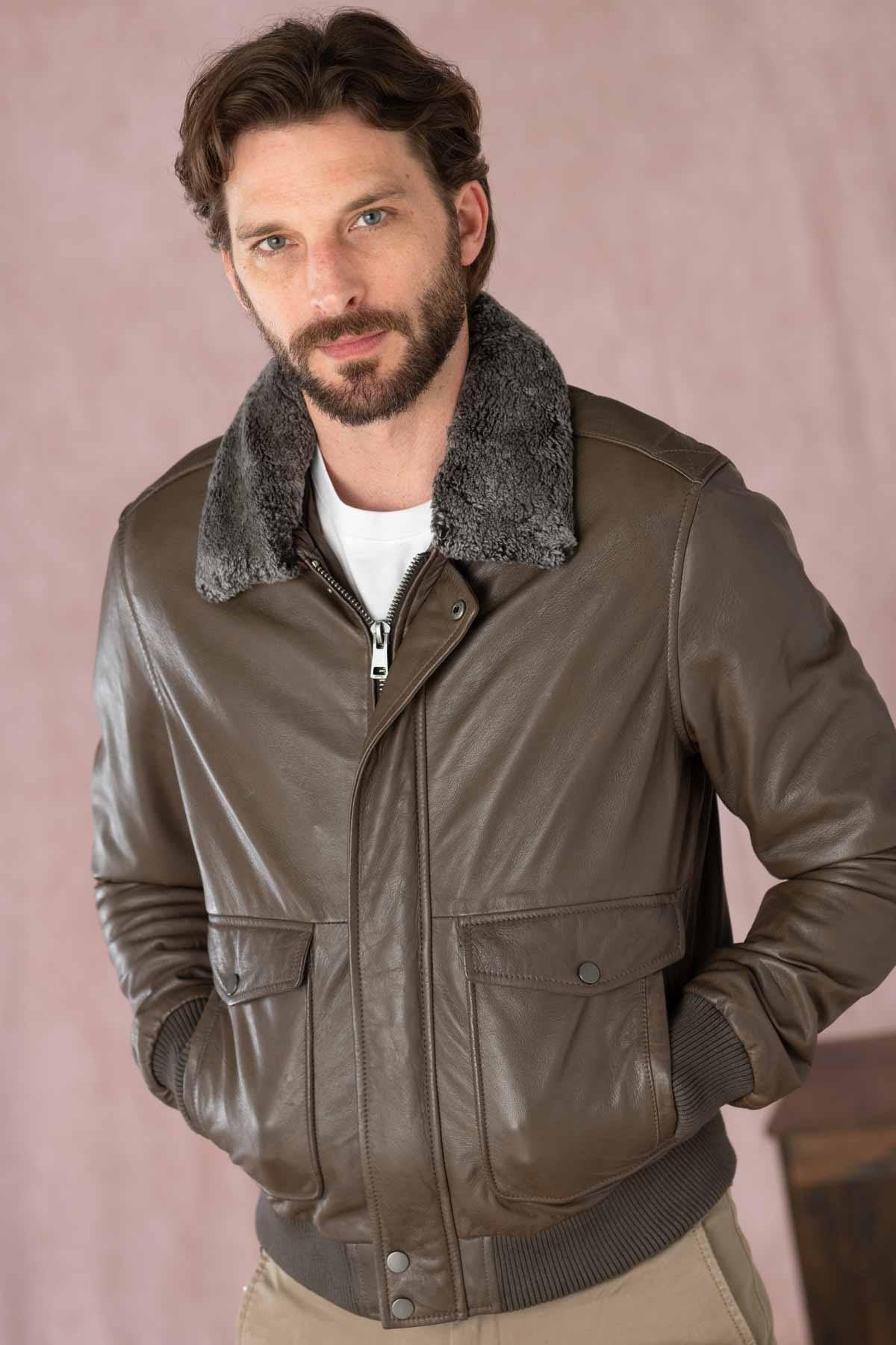 Leather bomber jacket with fur collar - Image n°1