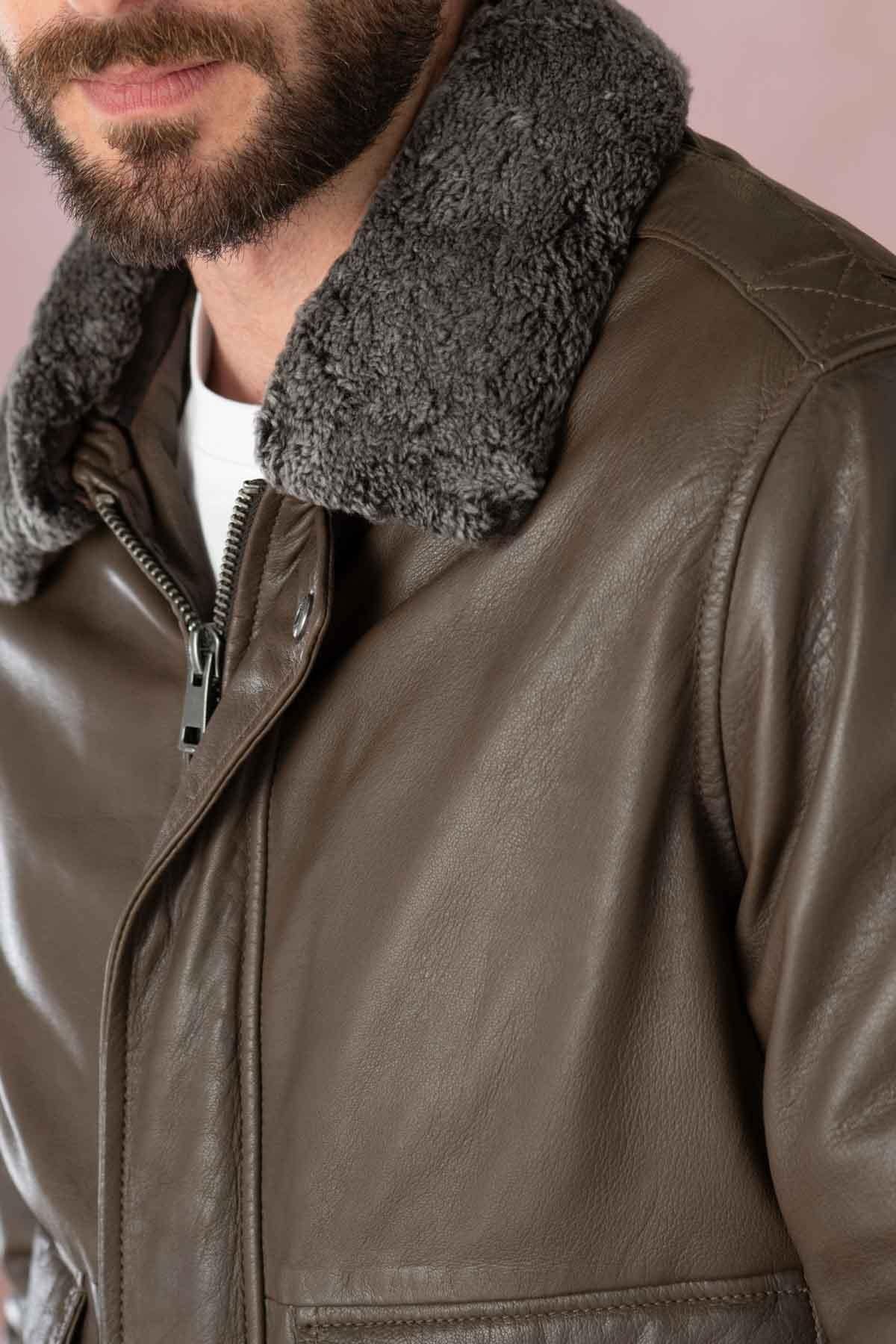 Leather bomber jacket with fur collar - Image n°7