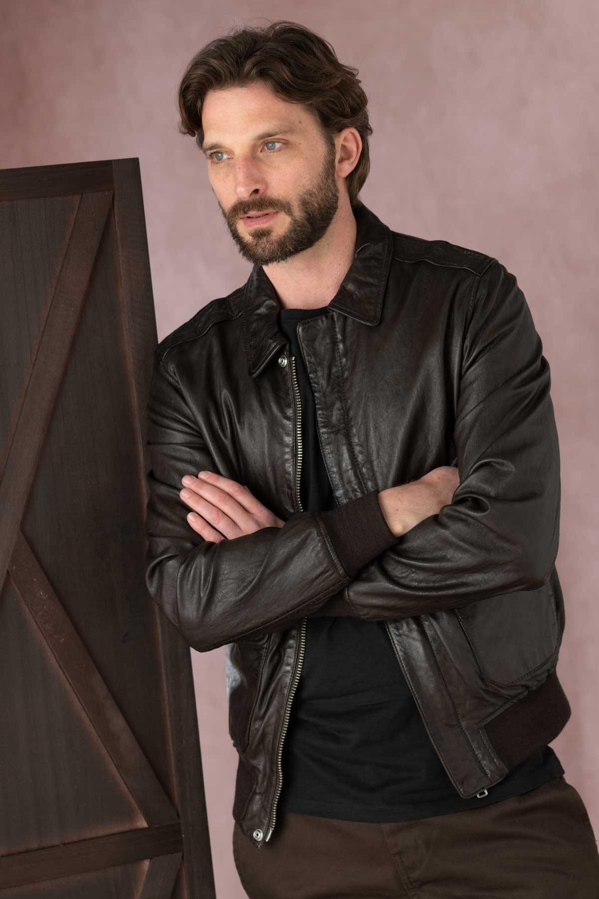 Brown leather bomber jacket with shirt collar - Image n°1