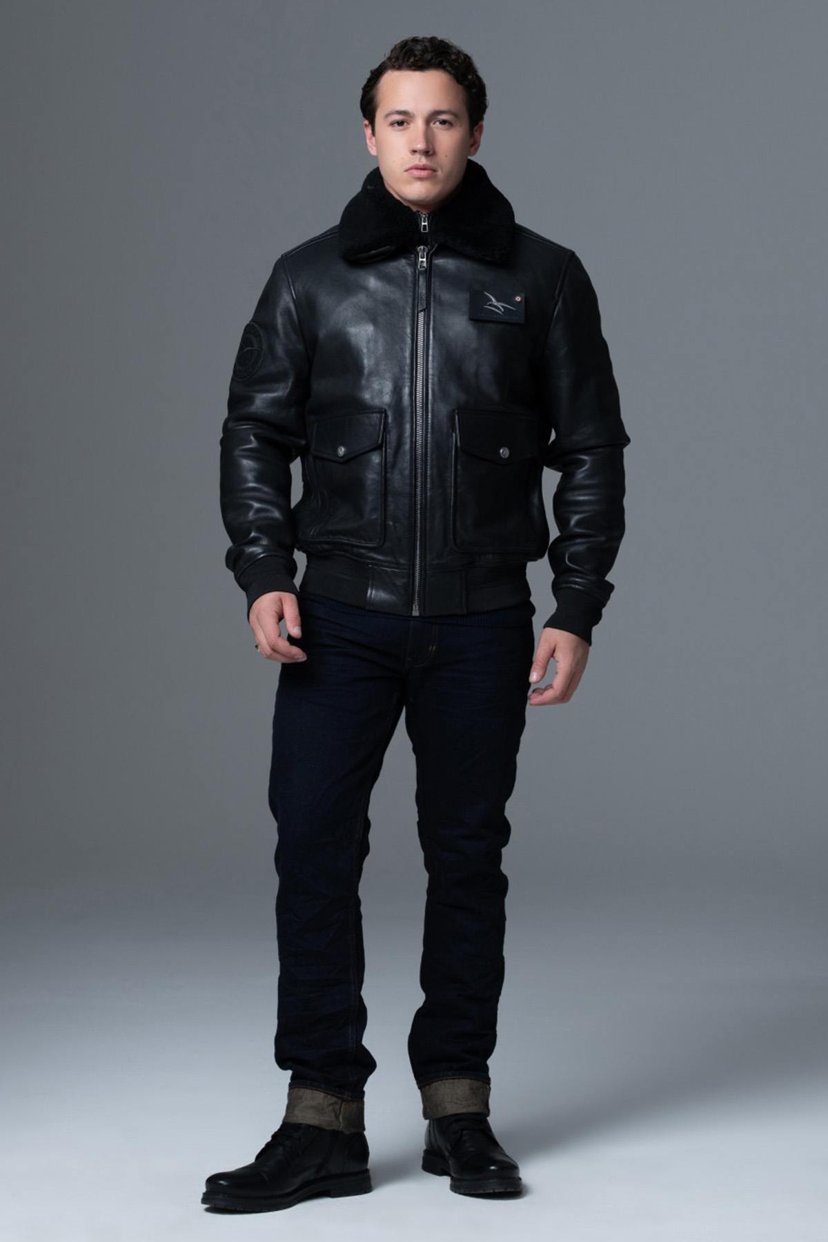 Black leather bomber jacket with premium finishes - Image n°4