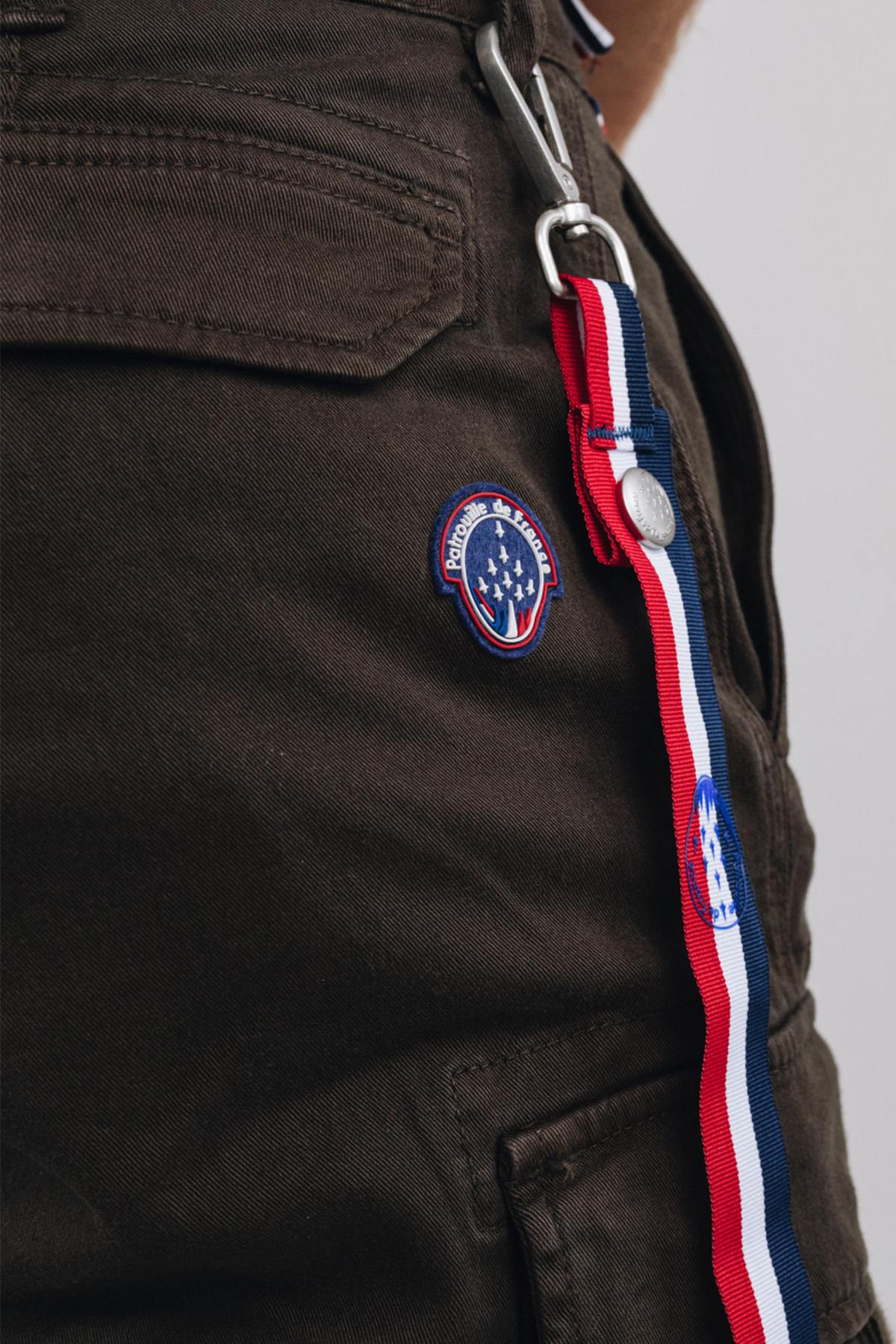 Patrouille de France khaki army shorts - Image n°2