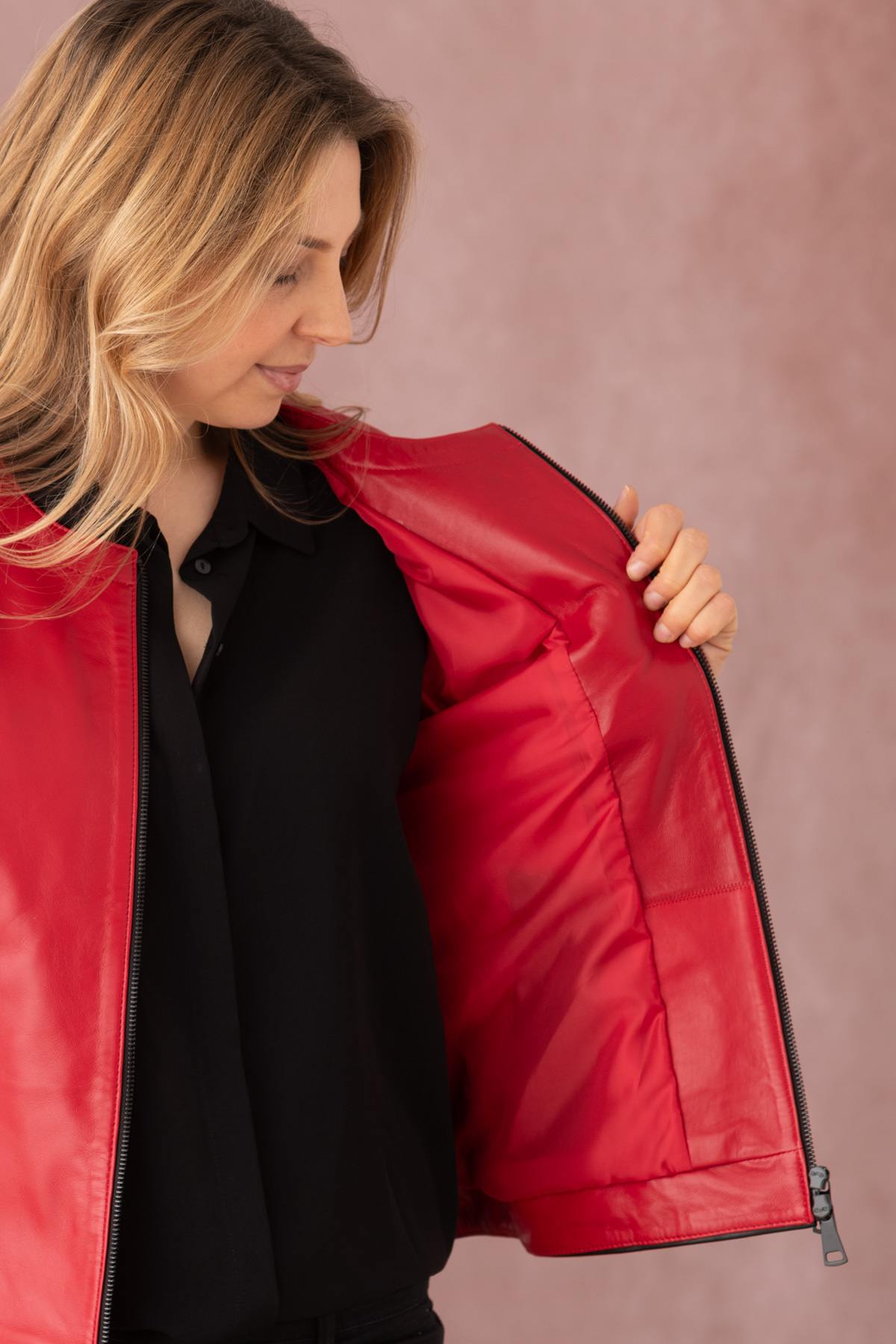 Refined red and black pearl leather jacket in spencer style - Image n°11