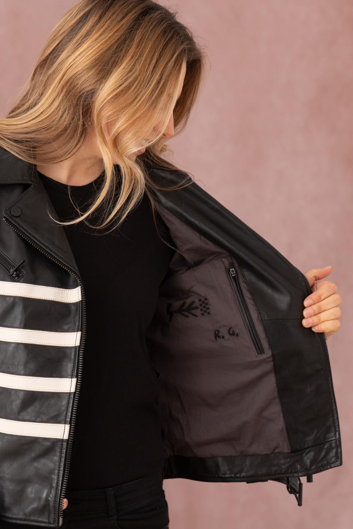 Biker jacket in black leather with white lines - Image n°11