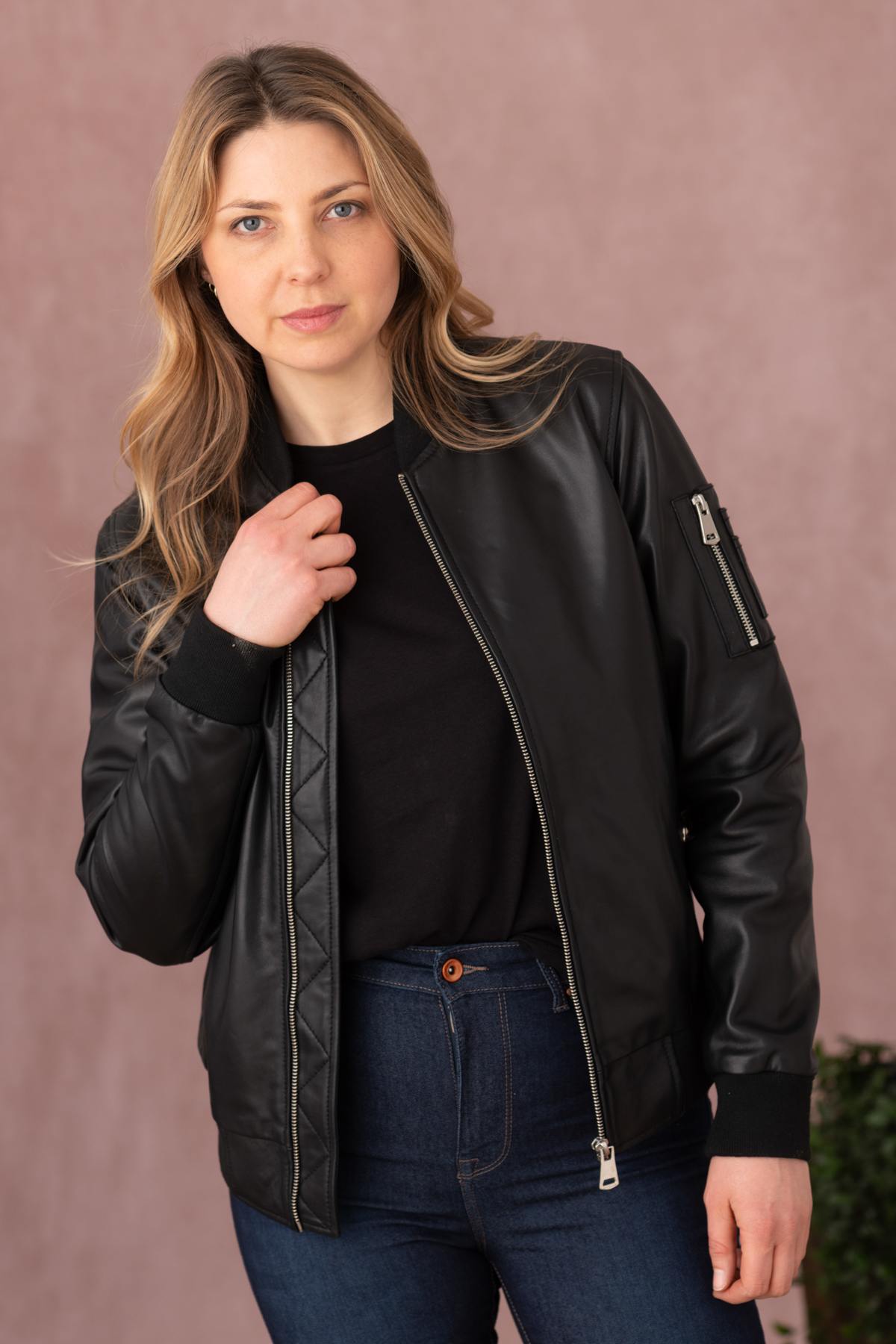 Black leather bomber jacket for women - Image n°4