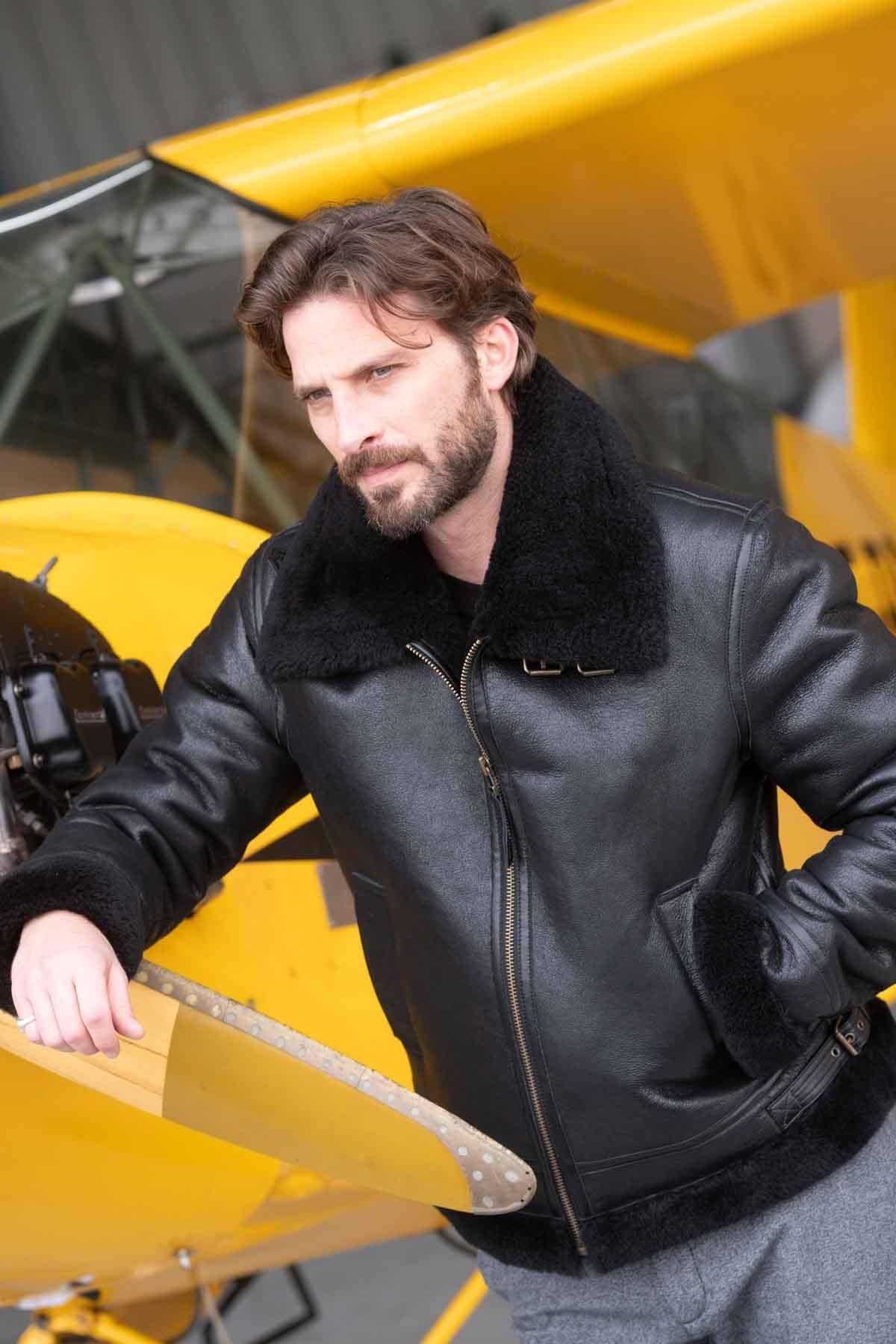 Black shearling bomber jacket - Image n°3