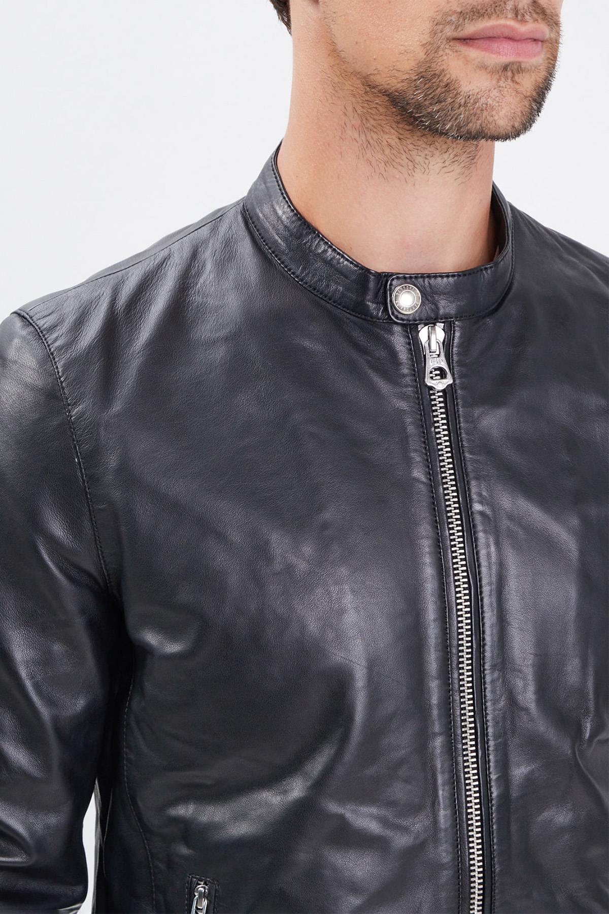 Black leather jacket with simple biker collar - Image n°3