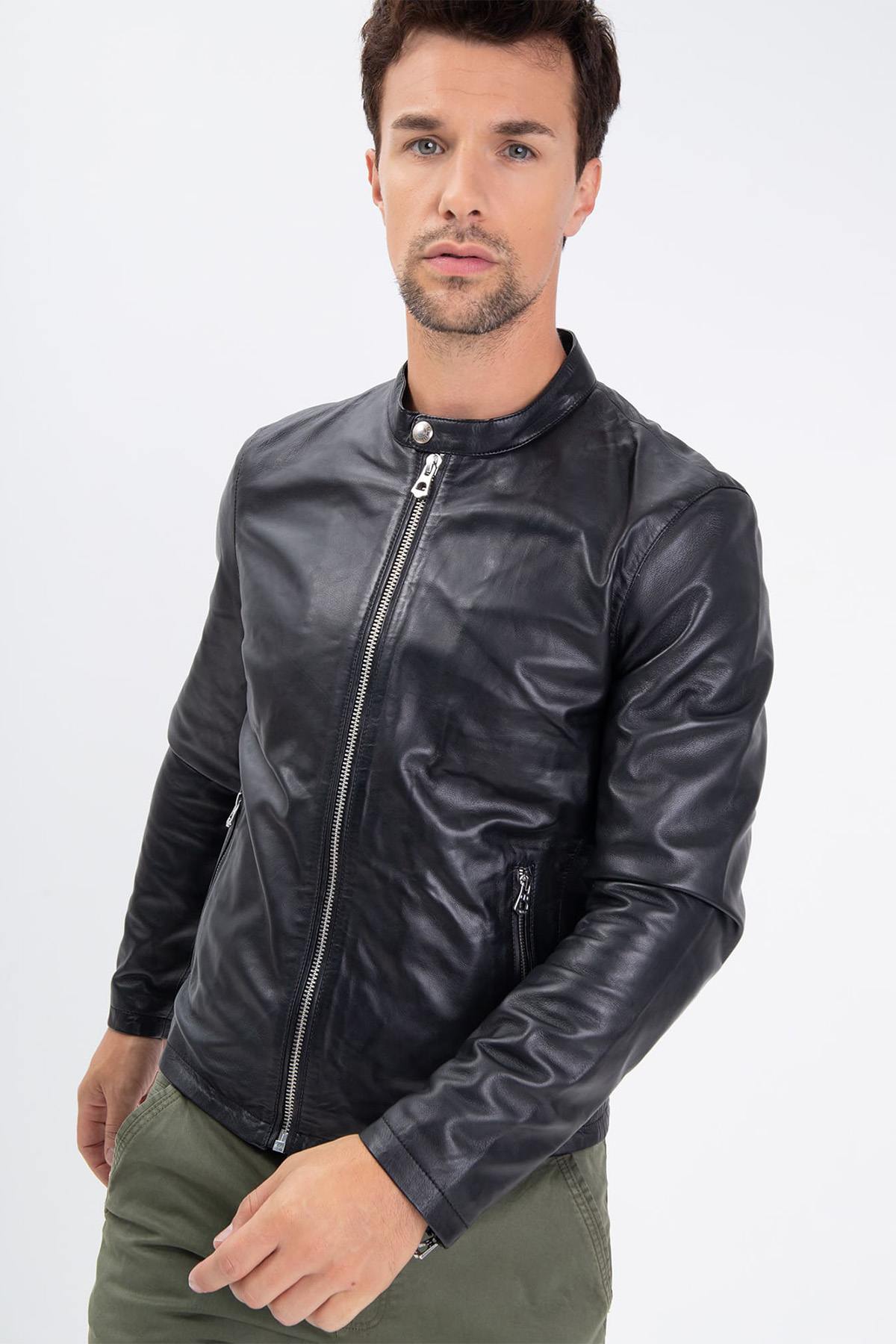 Black leather jacket with simple biker collar - Image n°4